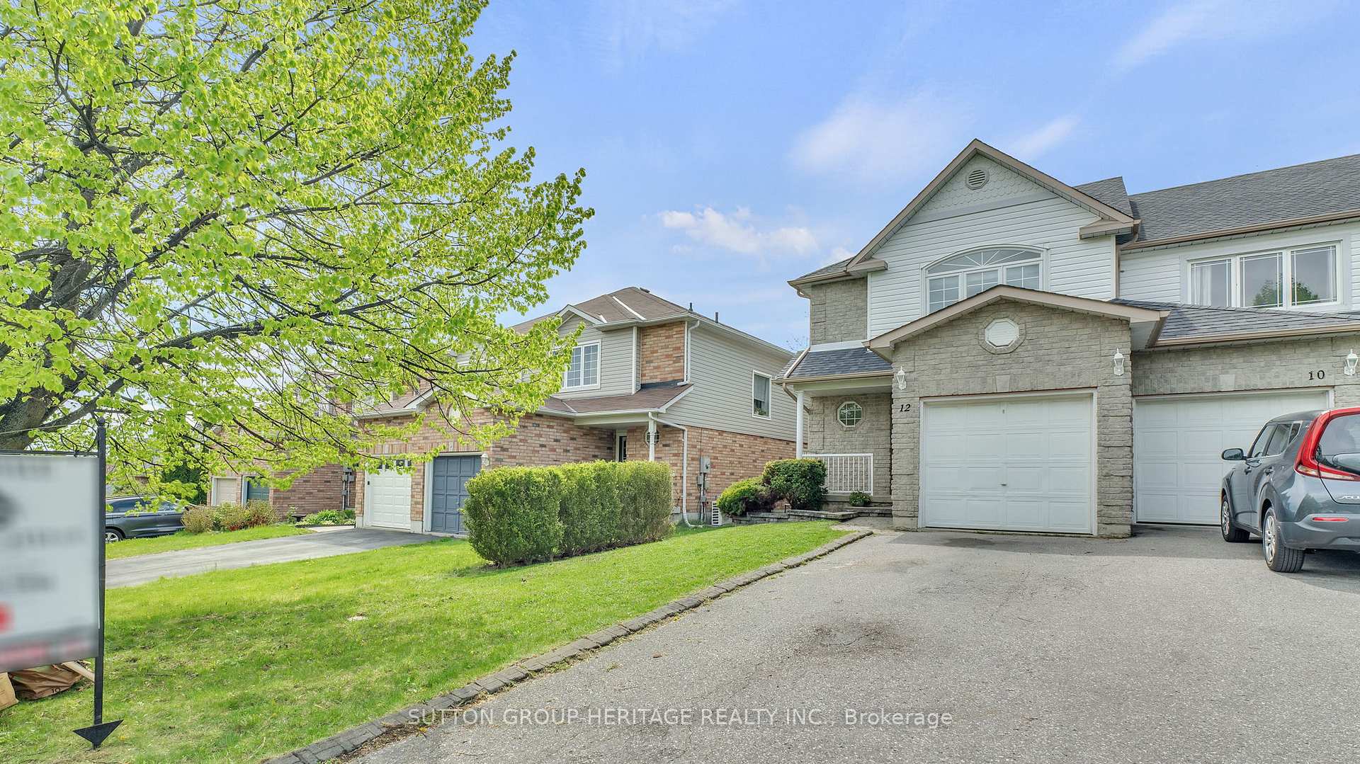 Photo 3 of 12 Cornish Drive, Clarington, Courtice — HOMEH