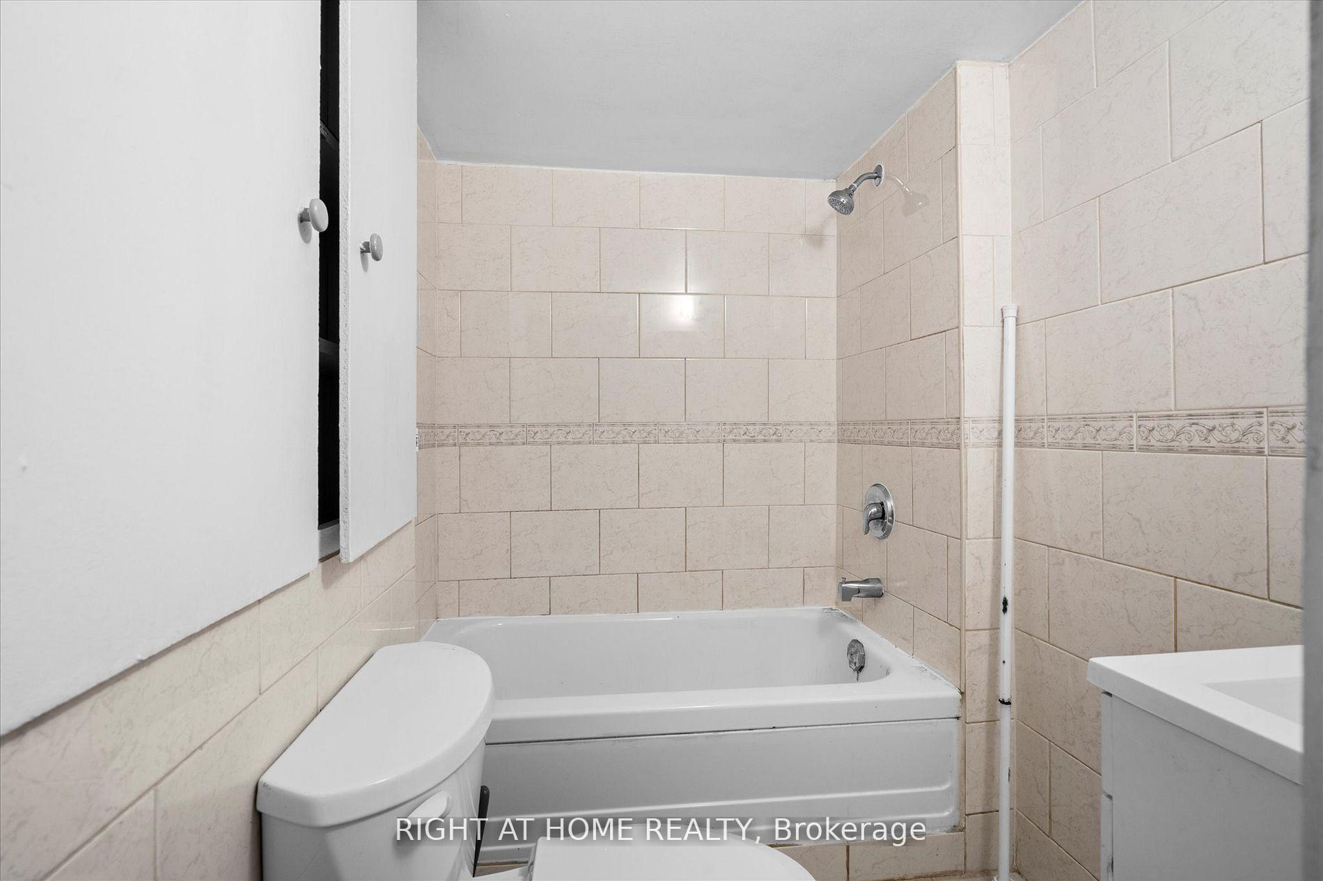Photo 26 of 7 Tulloch Drive, Ajax, South East — HOMEH