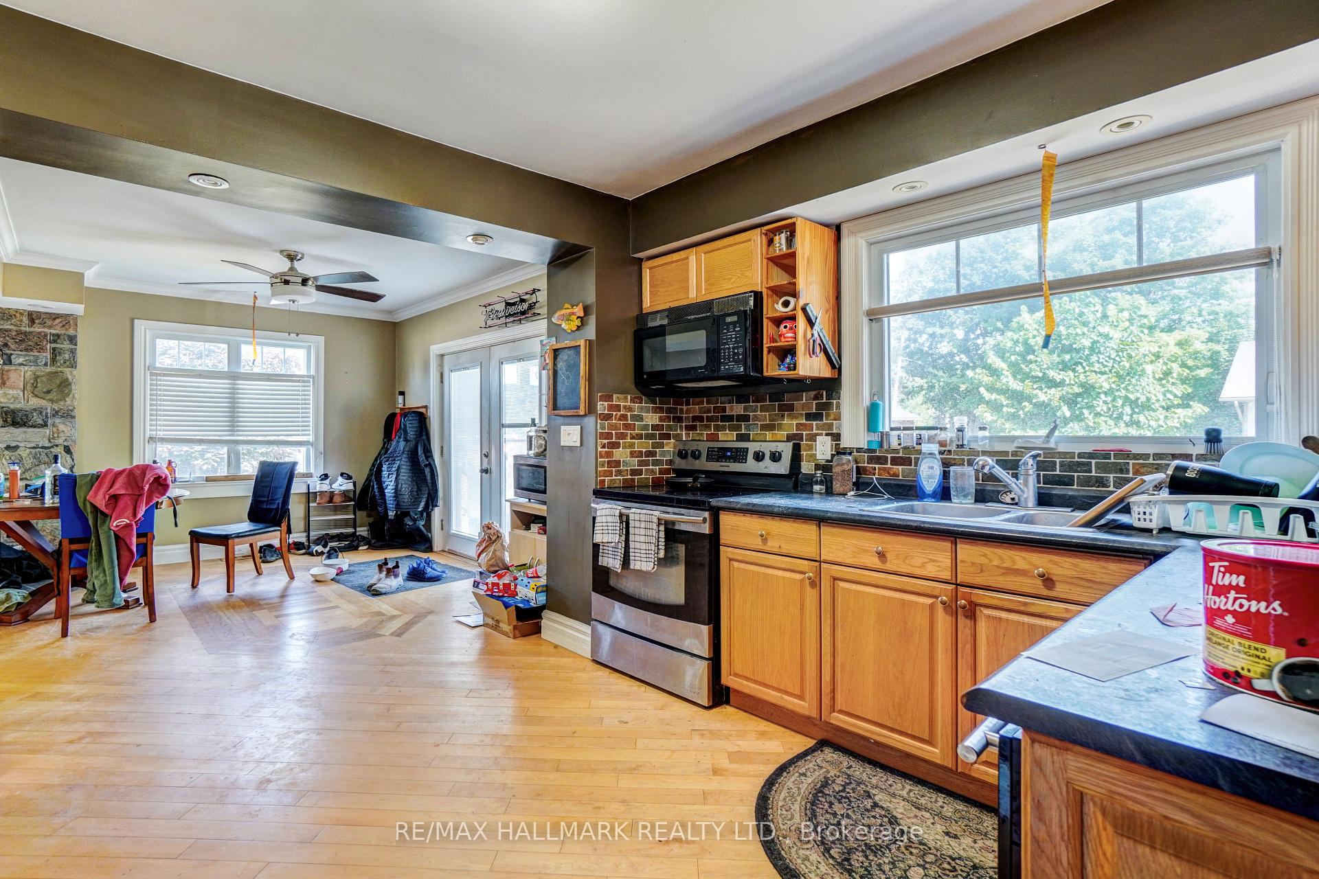 Photo 10 of 534 Big Bay Point Road, Barrie, Painswick North — HOMEH