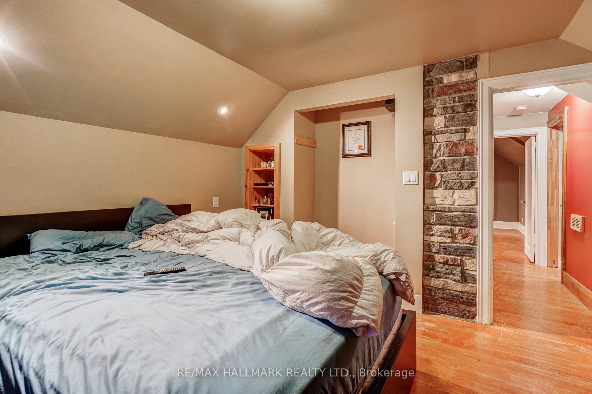Photo 13 of 534 Big Bay Point Road, Barrie, Painswick North — HOMEH