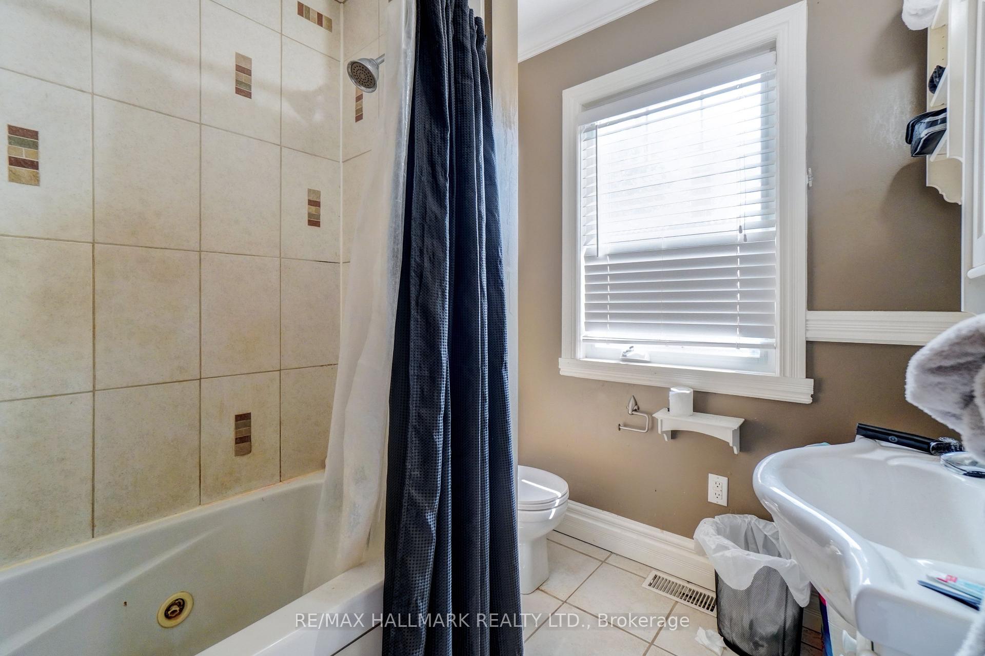 Photo 16 of 534 Big Bay Point Road, Barrie, Painswick North — HOMEH