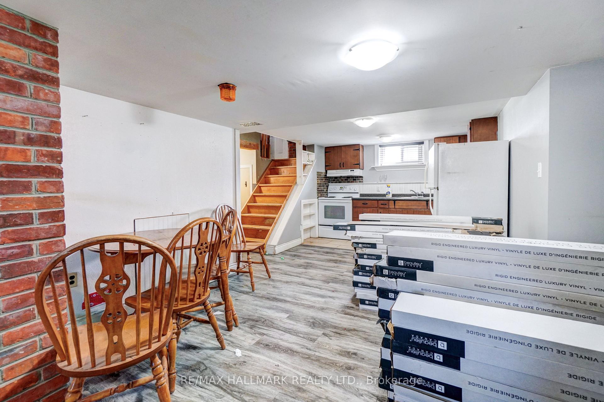 Photo 17 of 534 Big Bay Point Road, Barrie, Painswick North — HOMEH