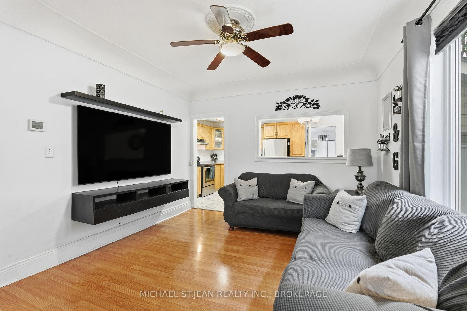 Photo 10 of 34 Albemarle Street, Hamilton, Crown Point — HOMEH