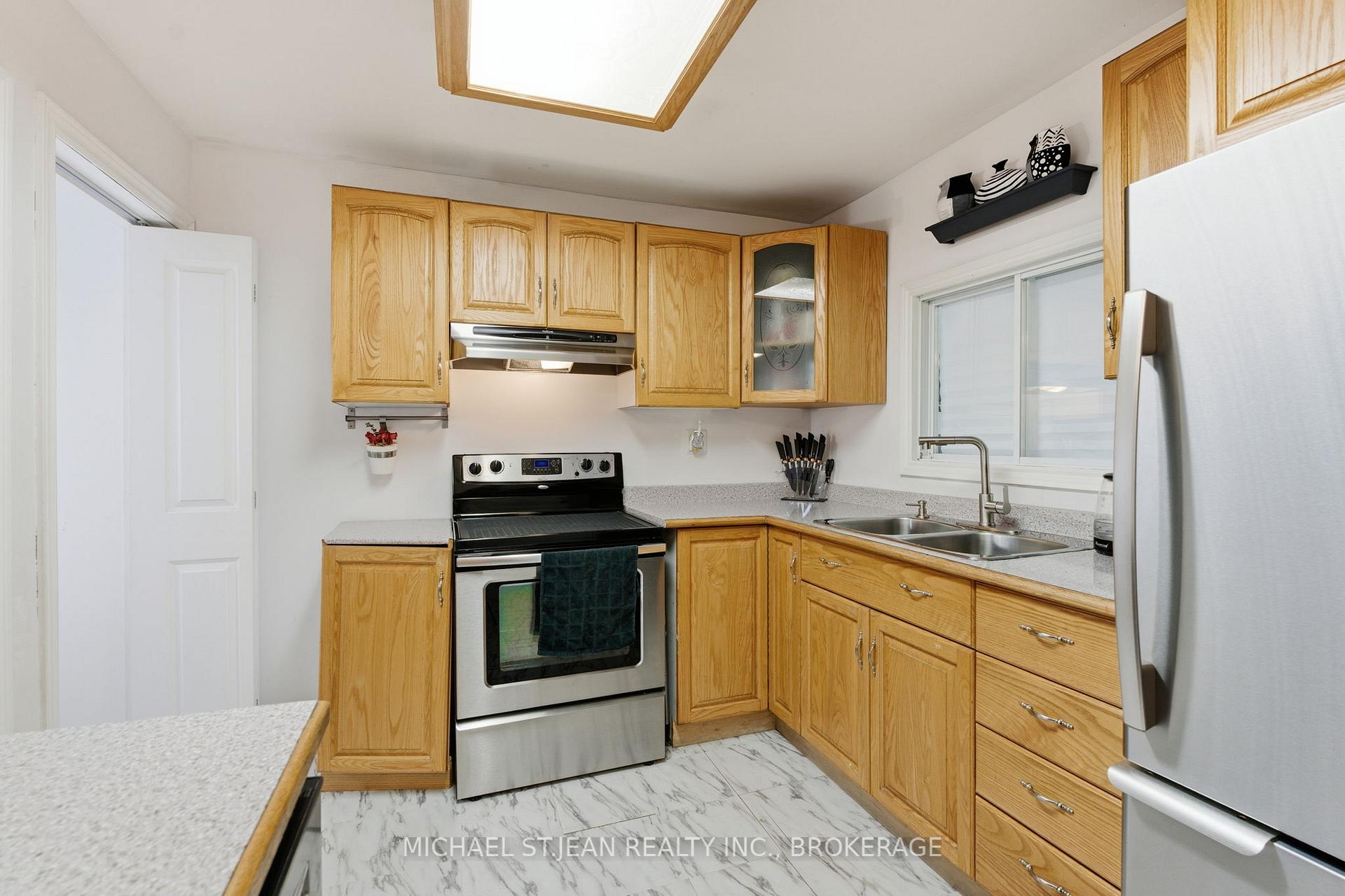Photo 17 of 34 Albemarle Street, Hamilton, Crown Point — HOMEH