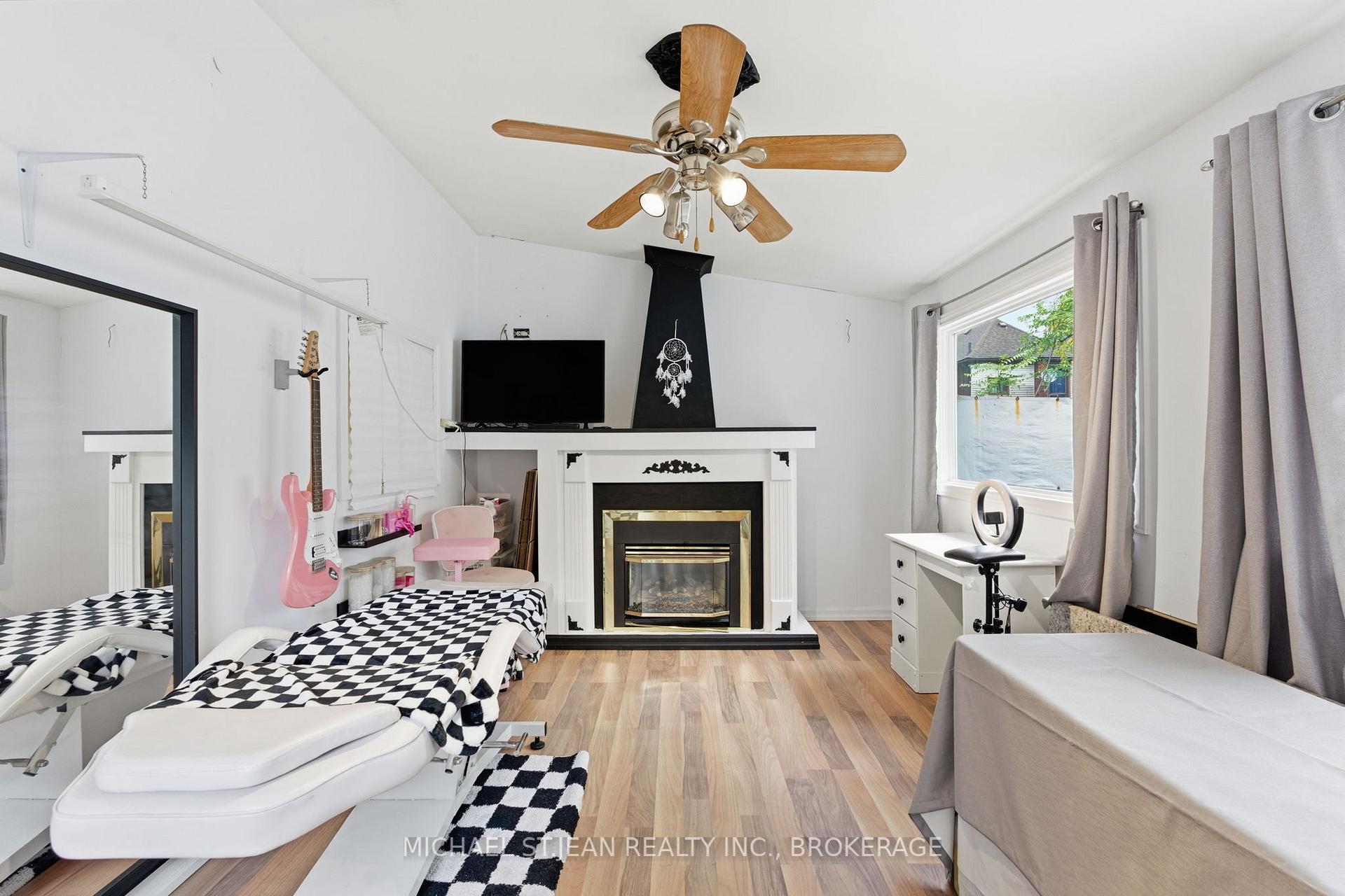 Photo 19 of 34 Albemarle Street, Hamilton, Crown Point — HOMEH