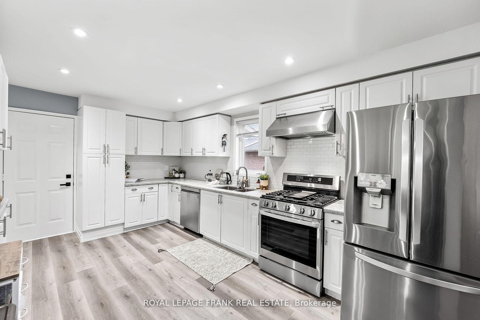 Photo 6 of 26 Rickaby Street, Clarington, Bowmanville — HOMEH