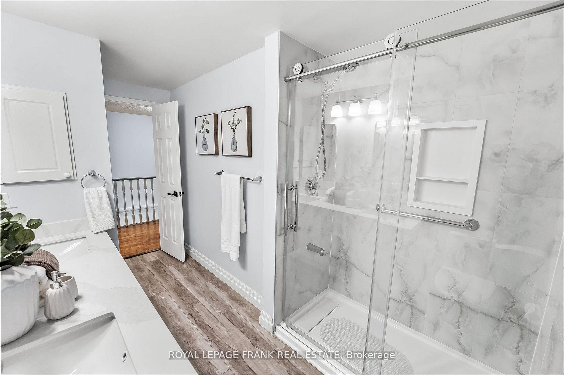 Photo 20 of 26 Rickaby Street, Clarington, Bowmanville — HOMEH