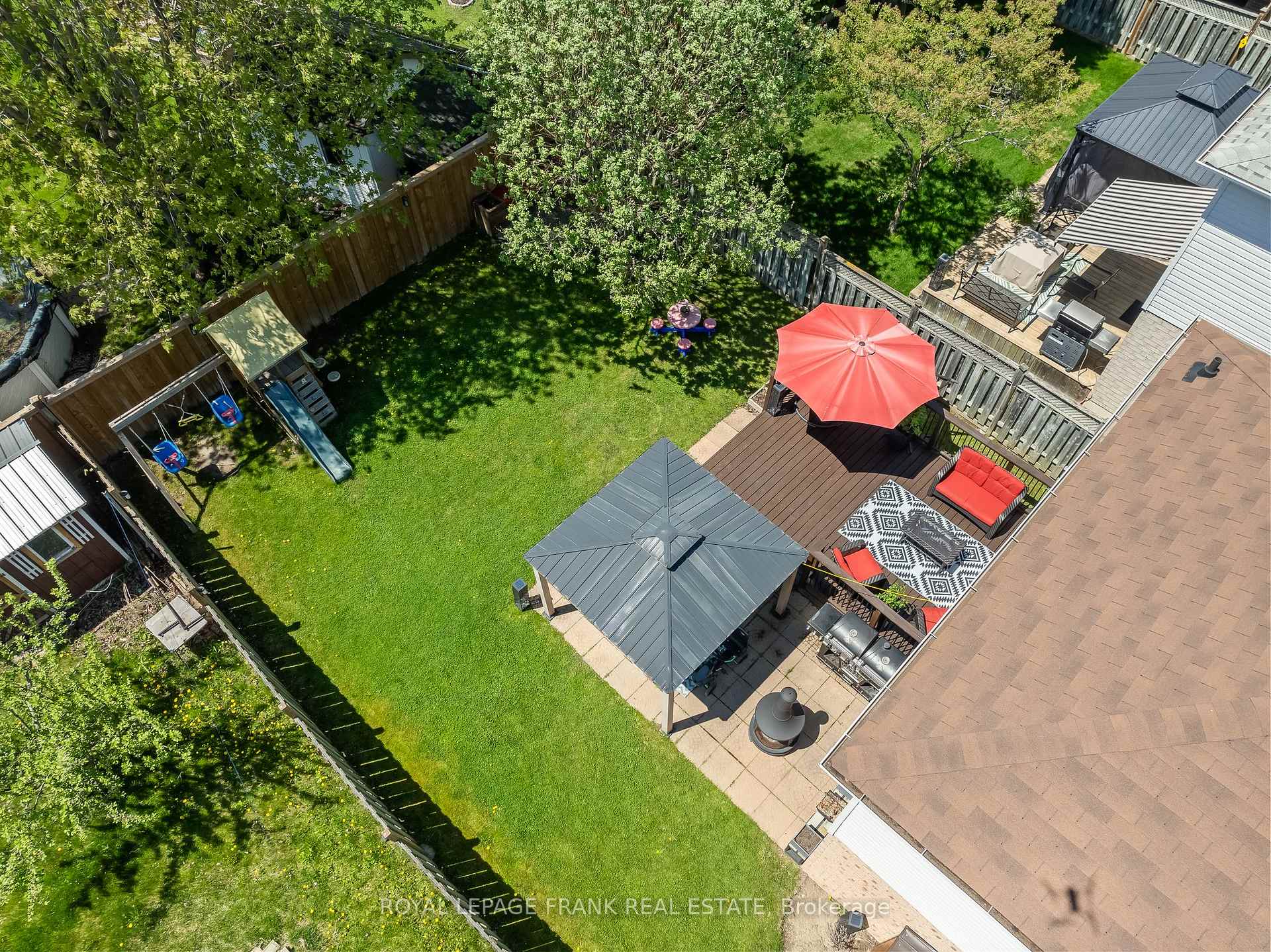 Photo 33 of 26 Rickaby Street, Clarington, Bowmanville — HOMEH