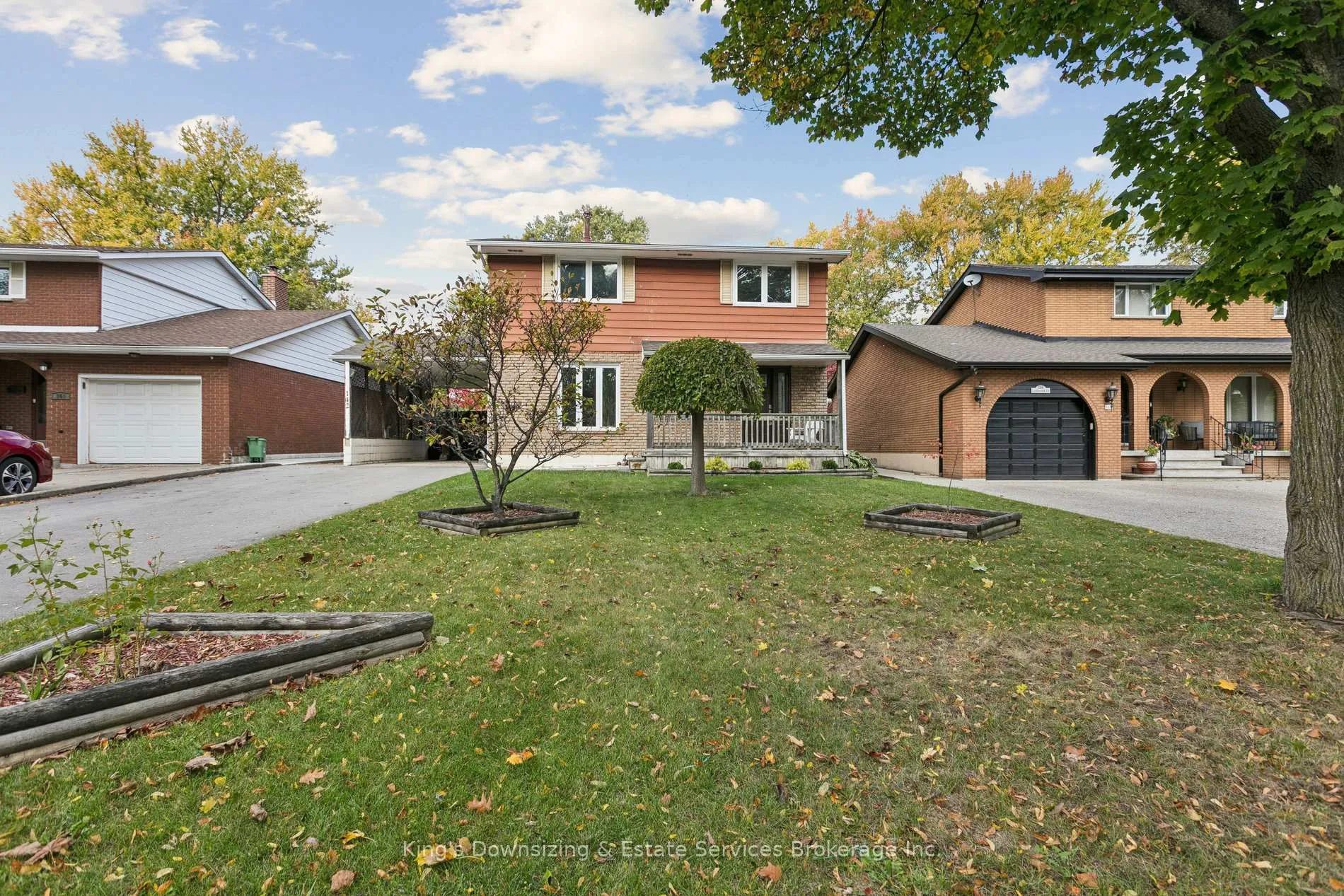 Photo 2 of 142 Lynbrook Drive, Hamilton, Rolston — HOMEH