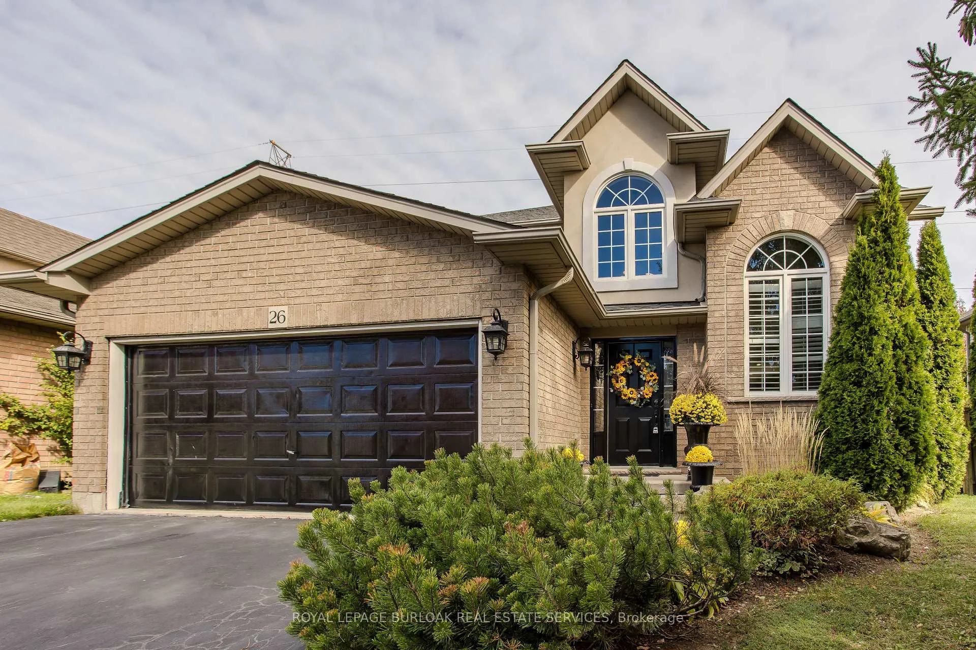 Photo 1 of 26 Grassyplain Drive, Hamilton, Villages of Glancaster — HOMEH