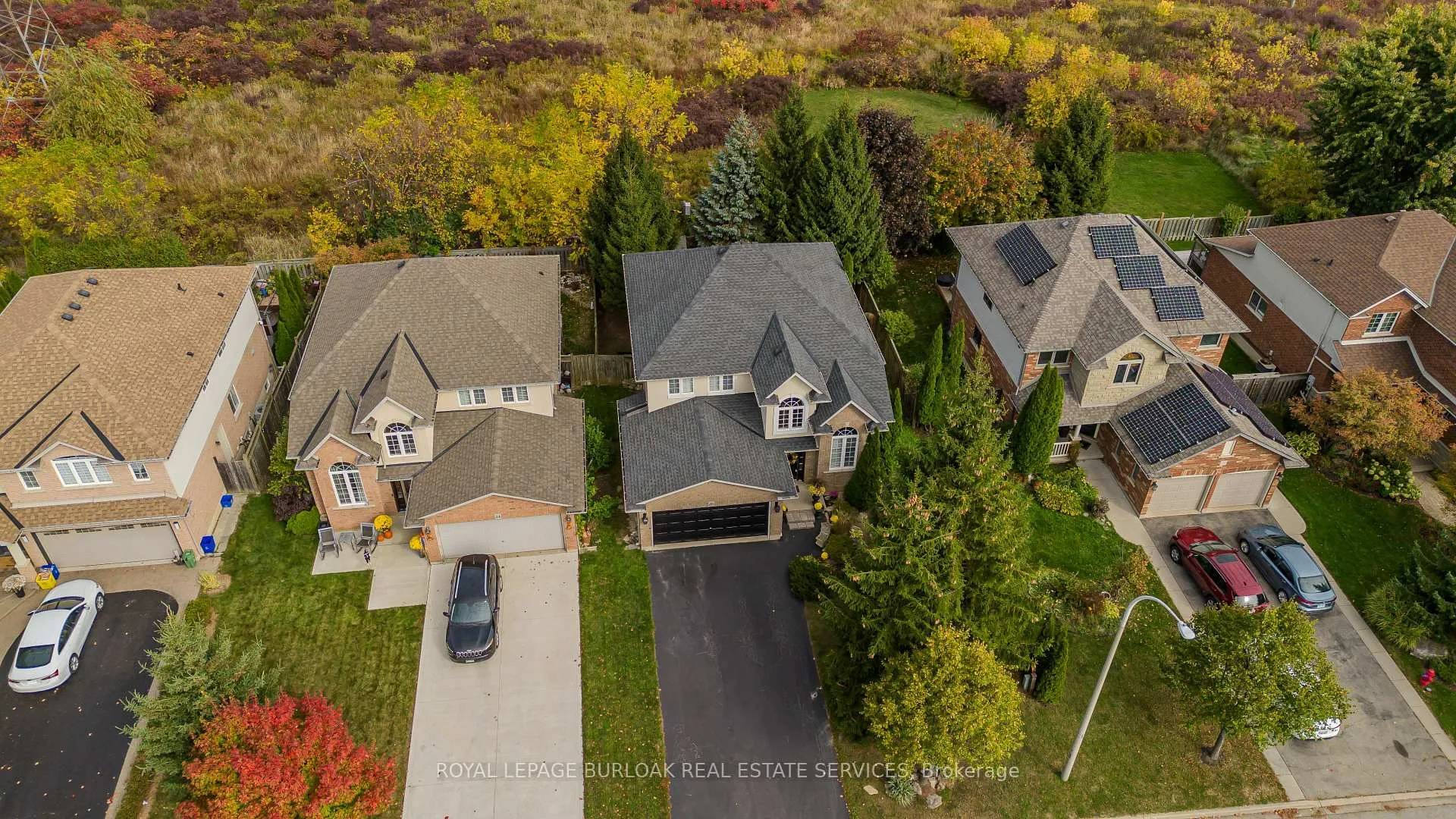 Photo 2 of 26 Grassyplain Drive, Hamilton, Villages of Glancaster — HOMEH