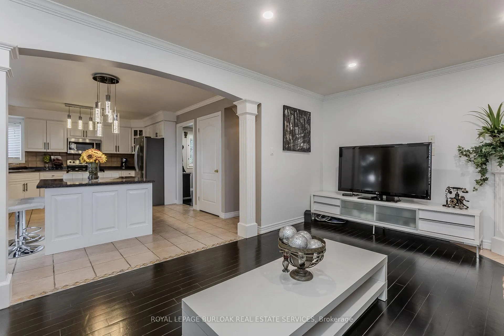Photo 13 of 26 Grassyplain Drive, Hamilton, Villages of Glancaster — HOMEH