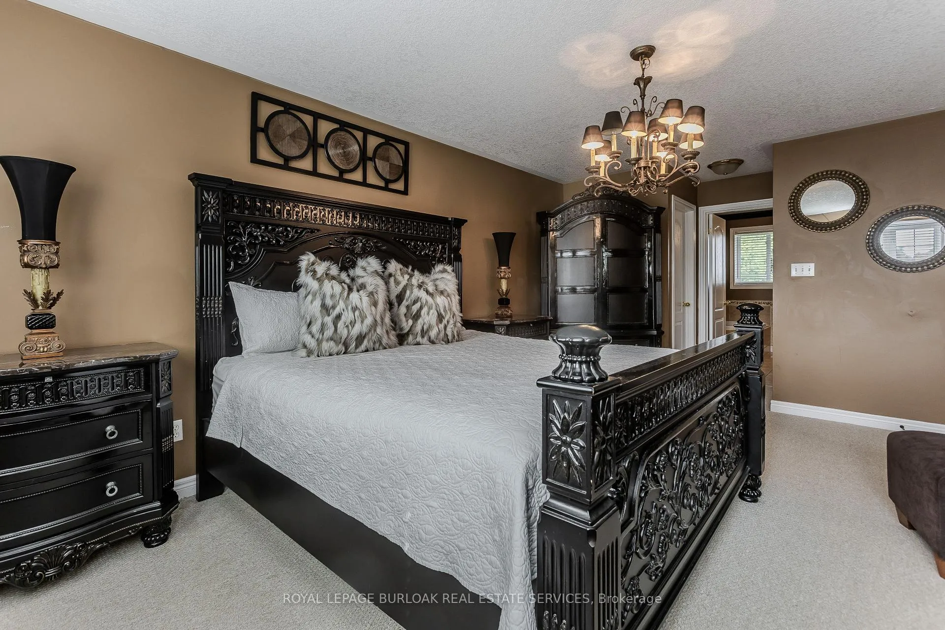 Photo 21 of 26 Grassyplain Drive, Hamilton, Villages of Glancaster — HOMEH