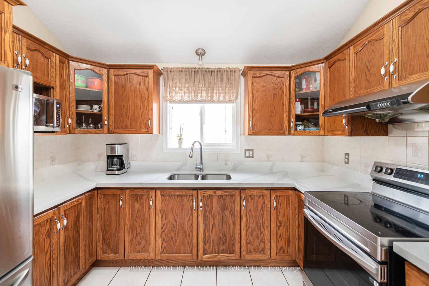 Photo 15 of 67 Ryde Road, Guelph, Willow West/Sugarbush/West Acres — HOMEH