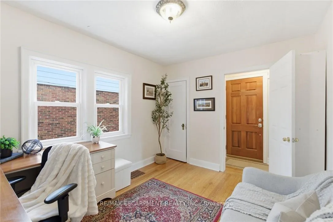 Photo 4 of 76 East 15th Street, Hamilton, Inch Park — HOMEH