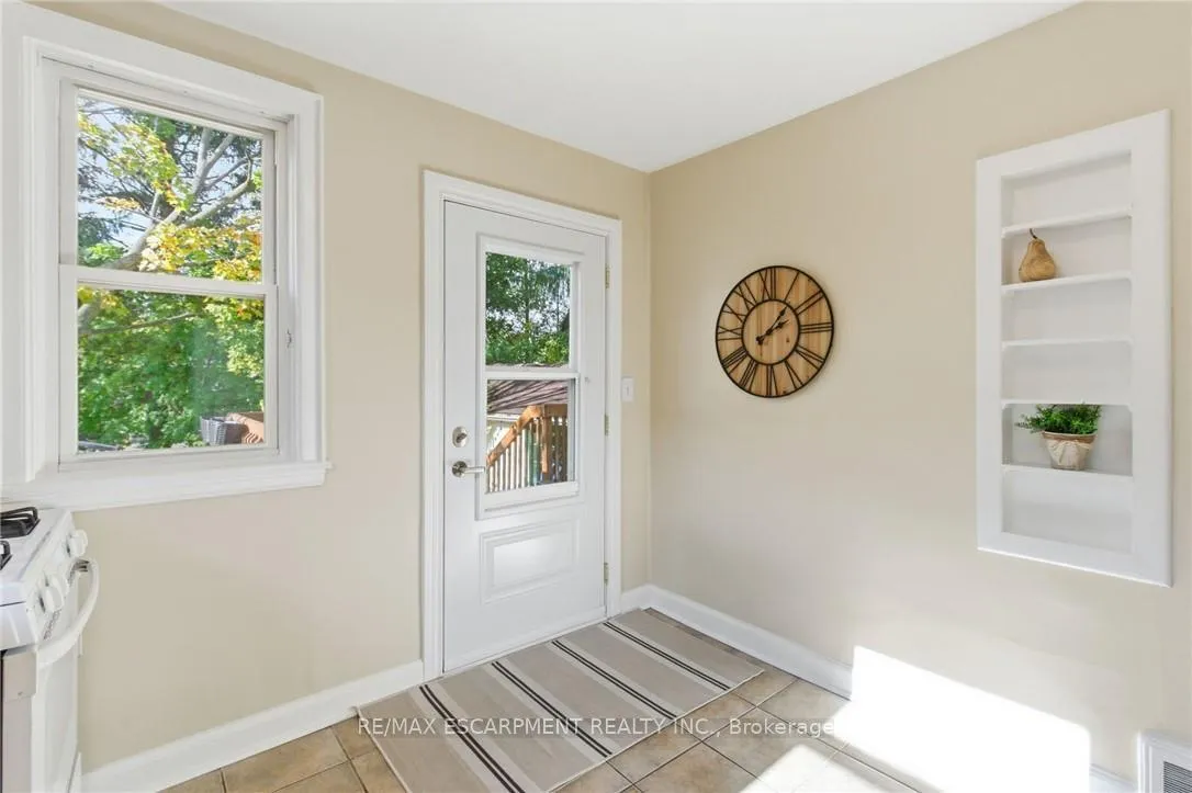 Photo 12 of 76 East 15th Street, Hamilton, Inch Park — HOMEH