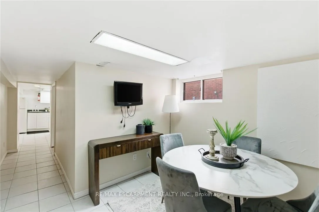 Photo 22 of 76 East 15th Street, Hamilton, Inch Park — HOMEH