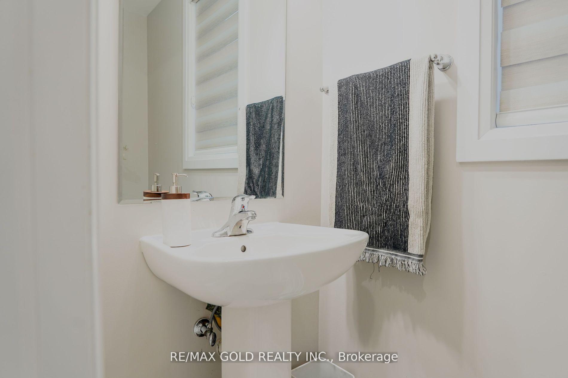 Photo 15 of 114 Eberly Woods Drive, Caledon, Rural Caledon — HOMEH