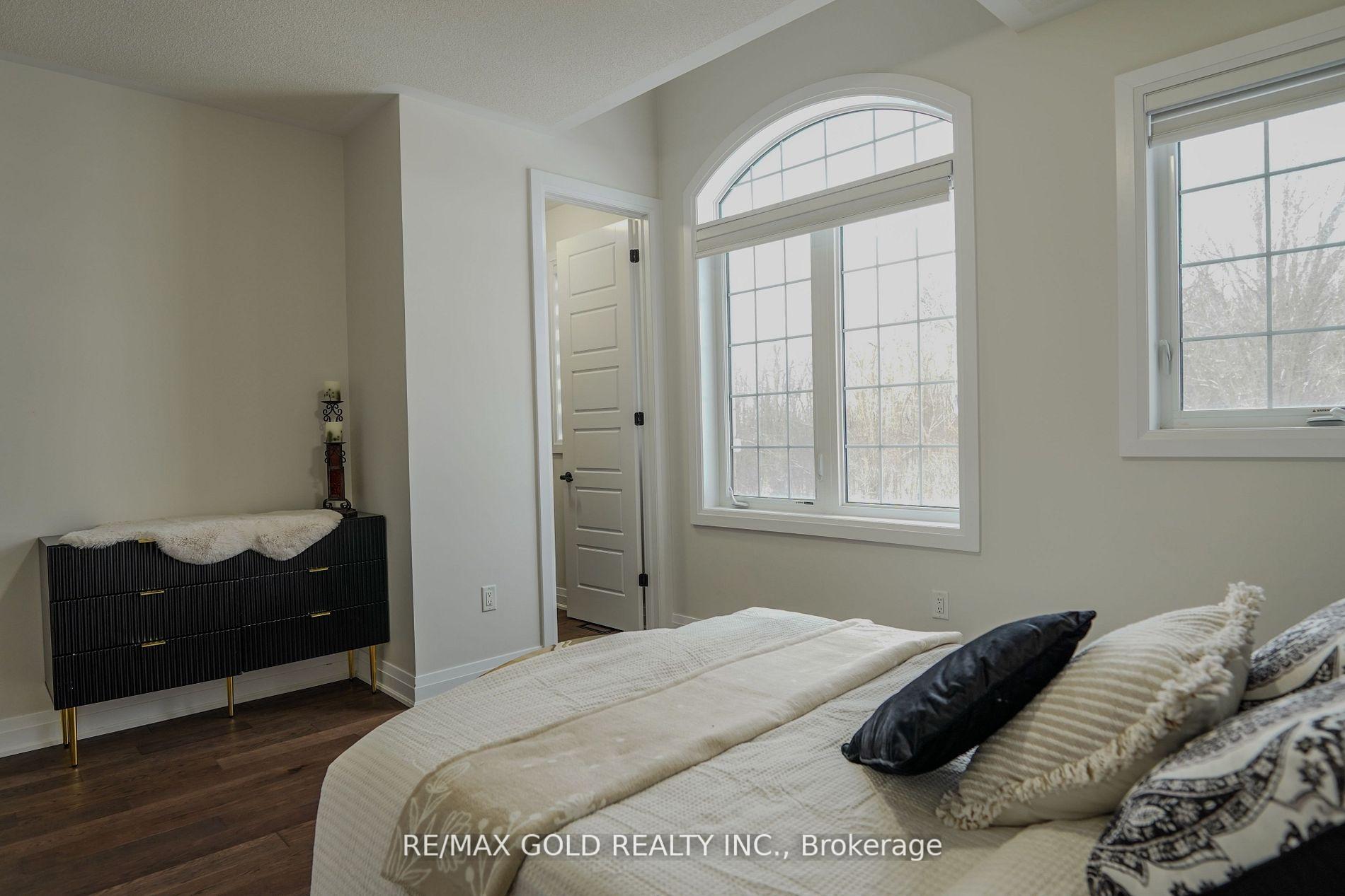 Photo 34 of 114 Eberly Woods Drive, Caledon, Rural Caledon — HOMEH