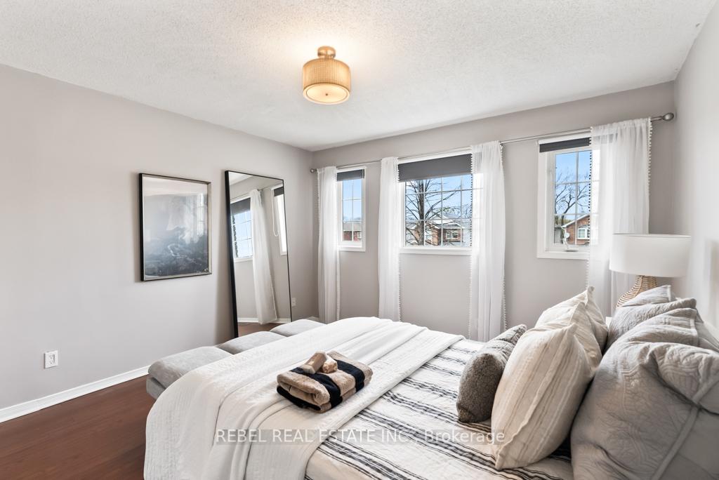 Photo 21 of 132 Wade Square, Clarington, Courtice — HOMEH