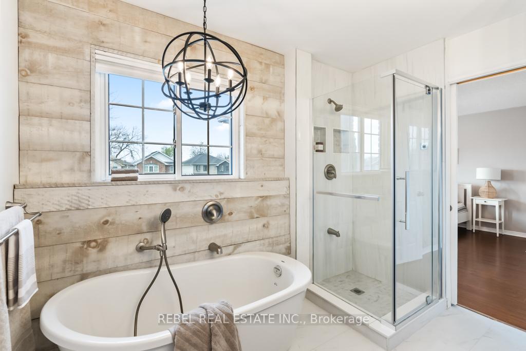 Photo 25 of 132 Wade Square, Clarington, Courtice — HOMEH