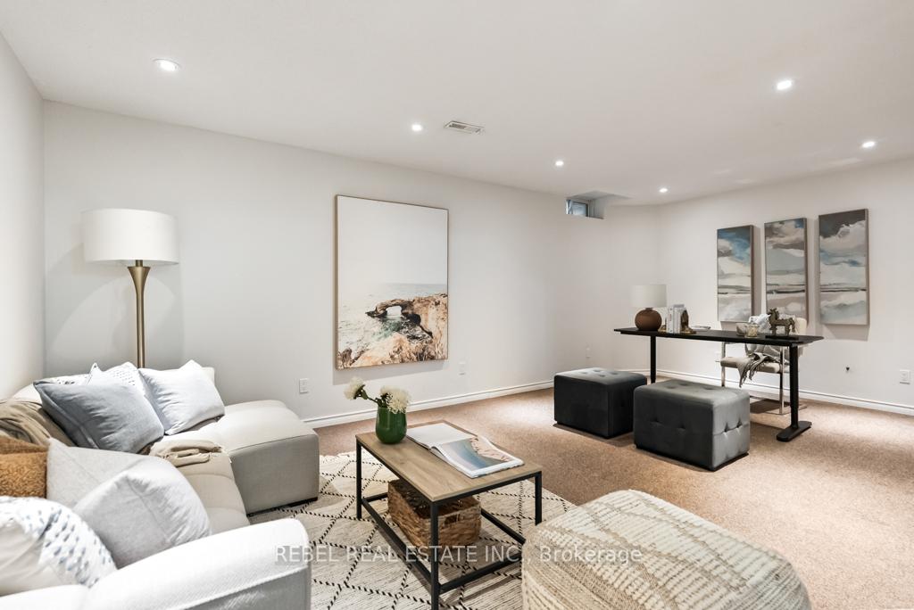 Photo 34 of 132 Wade Square, Clarington, Courtice — HOMEH