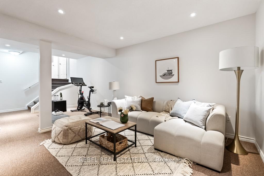 Photo 36 of 132 Wade Square, Clarington, Courtice — HOMEH
