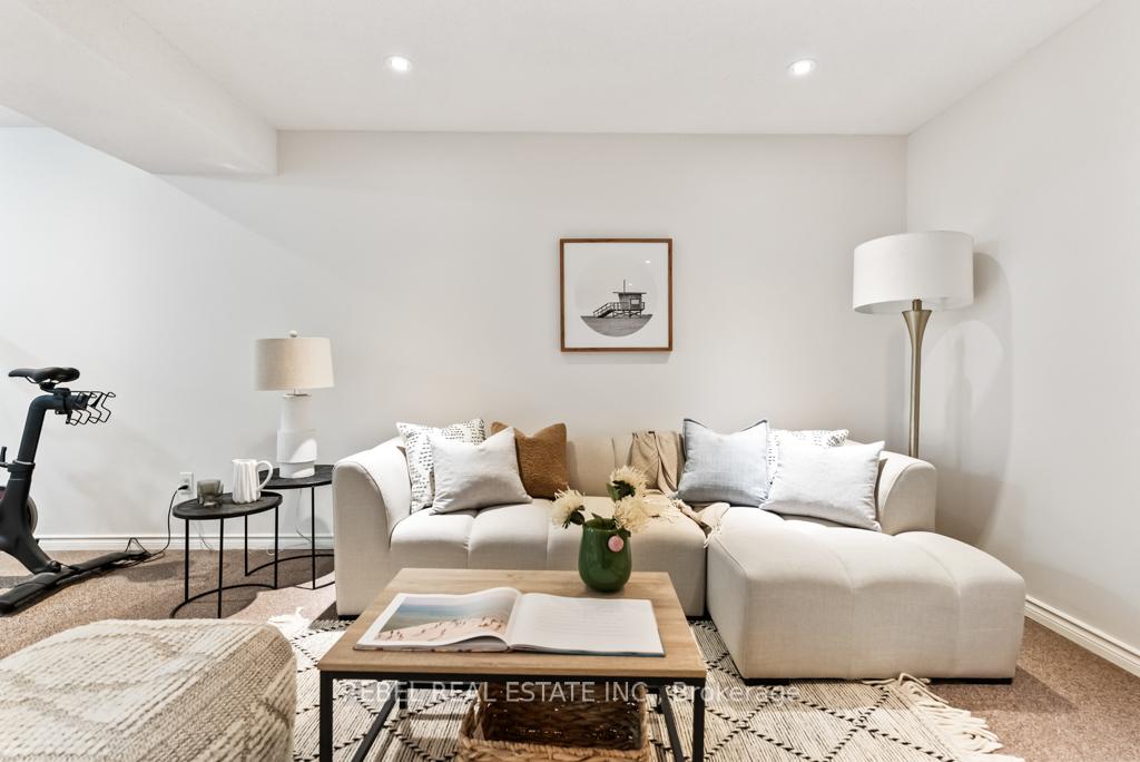 Photo 37 of 132 Wade Square, Clarington, Courtice — HOMEH