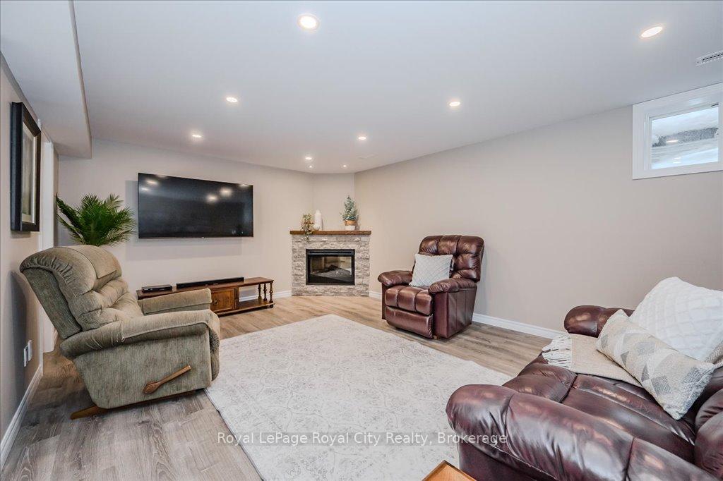 Photo 34 of 57 Frasson Drive, Guelph, Grange Road — HOMEH