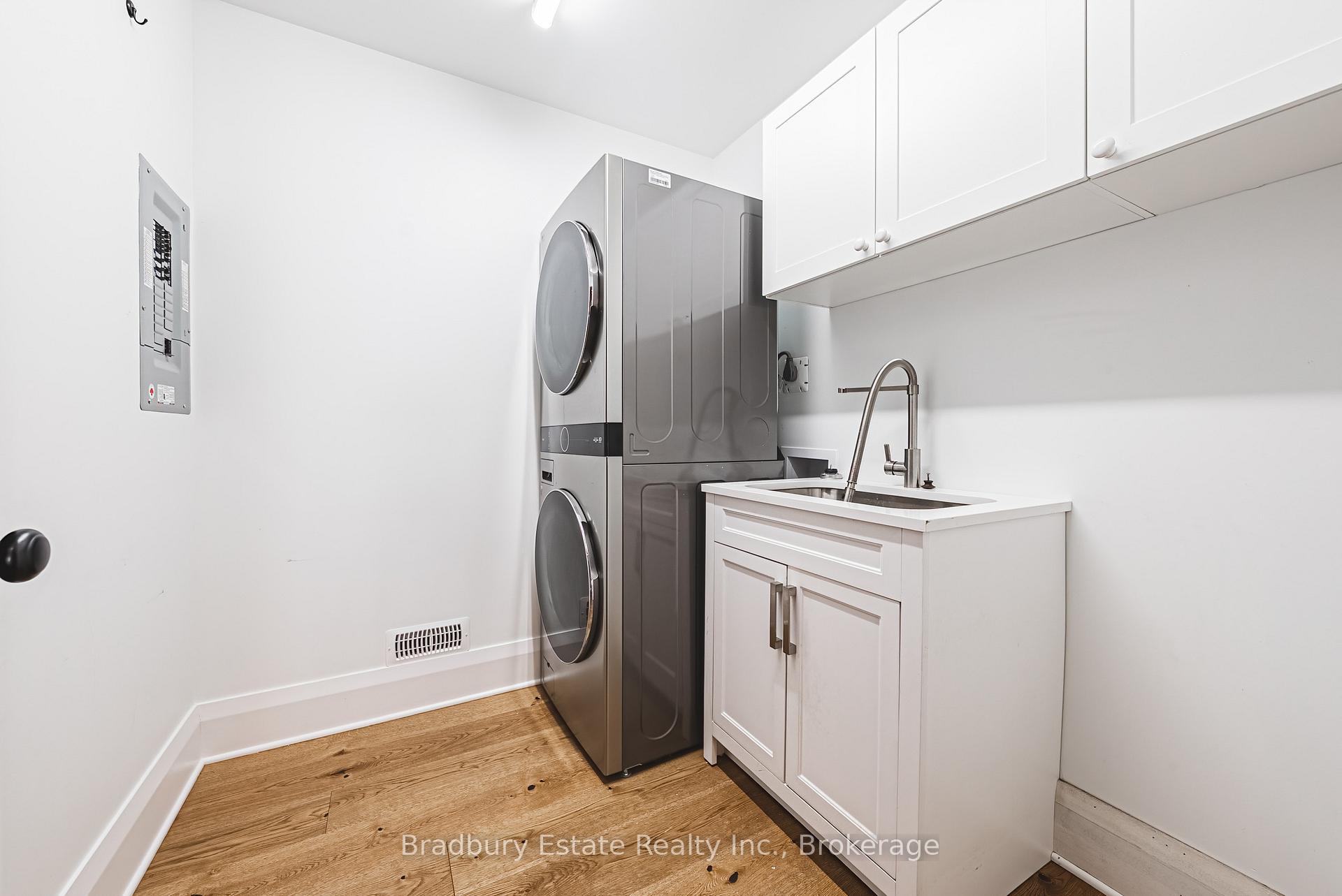 Photo 3 of 128 Bunker Hill Drive, Hamilton, Vincent — HOMEH