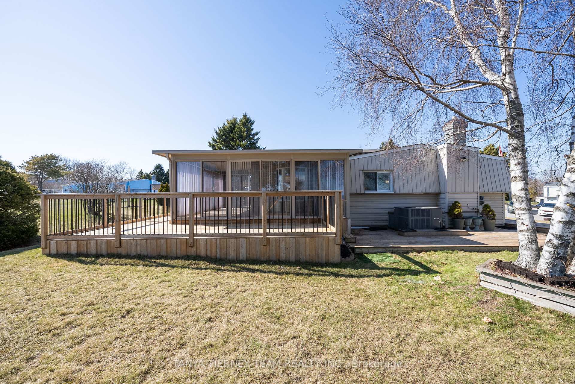 Photo 39 of 3 Bluffs Road, Clarington, Bowmanville — HOMEH