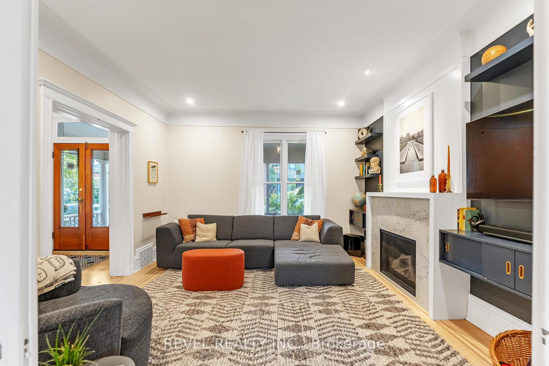 Photo 6 of 483 King William Street, Hamilton, Landsdale — HOMEH
