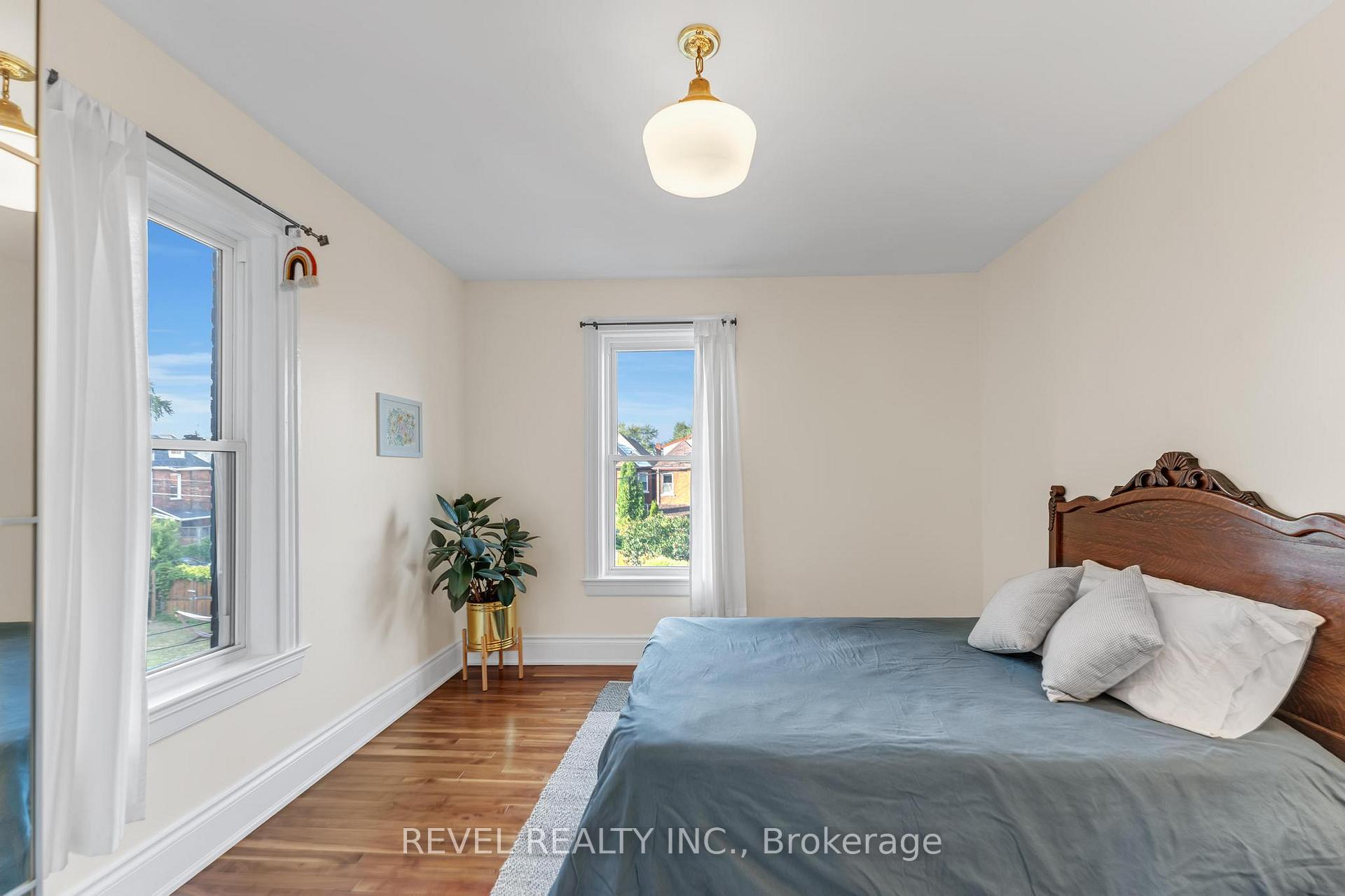 Photo 19 of 483 King William Street, Hamilton, Landsdale — HOMEH
