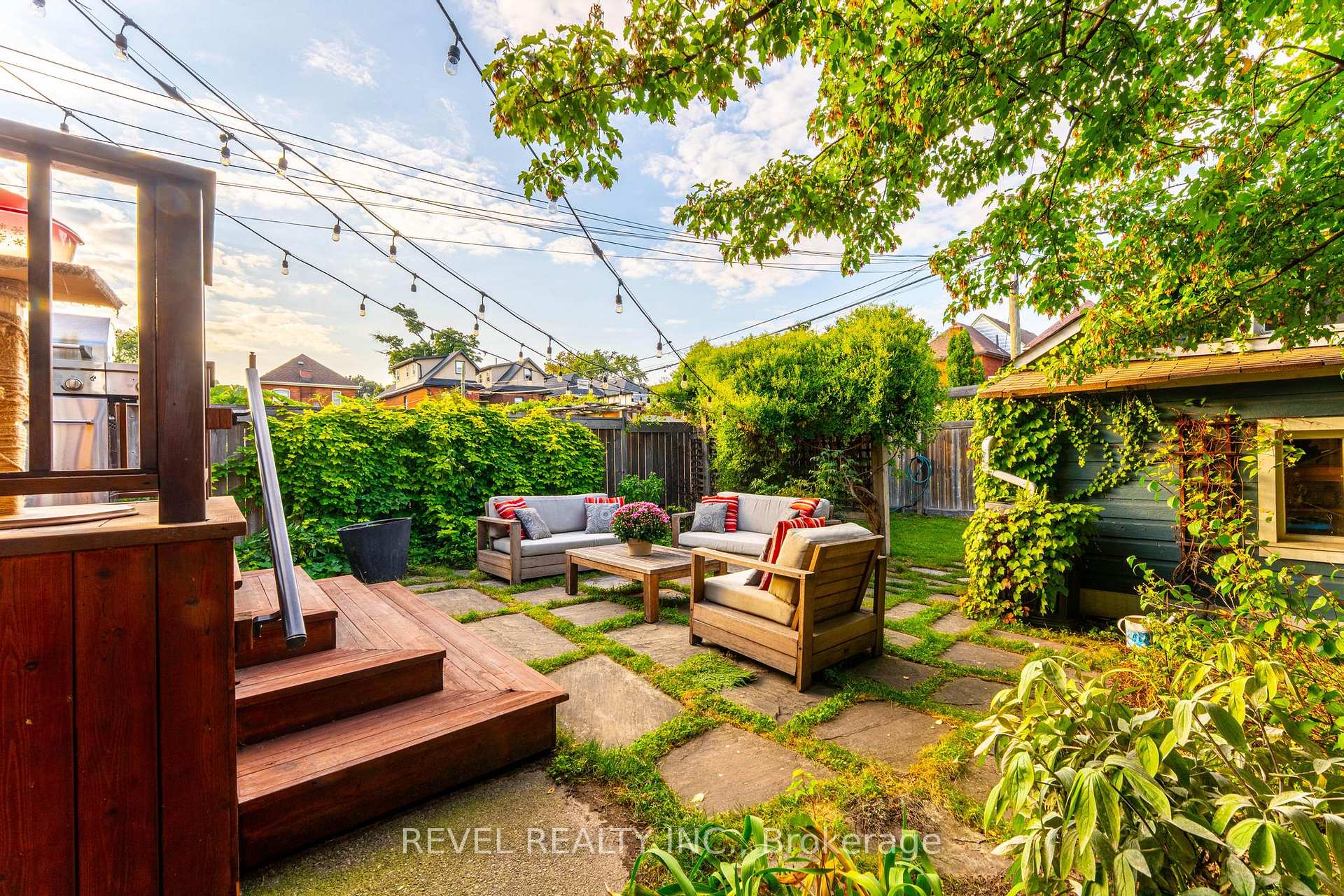 Photo 34 of 483 King William Street, Hamilton, Landsdale — HOMEH