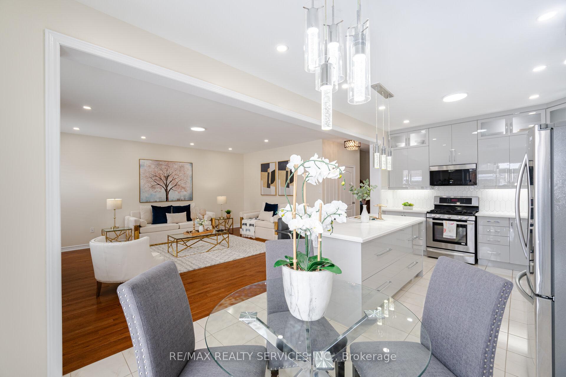 Photo 18 of 73 Stowmarket Street, Caledon, Rural Caledon — HOMEH