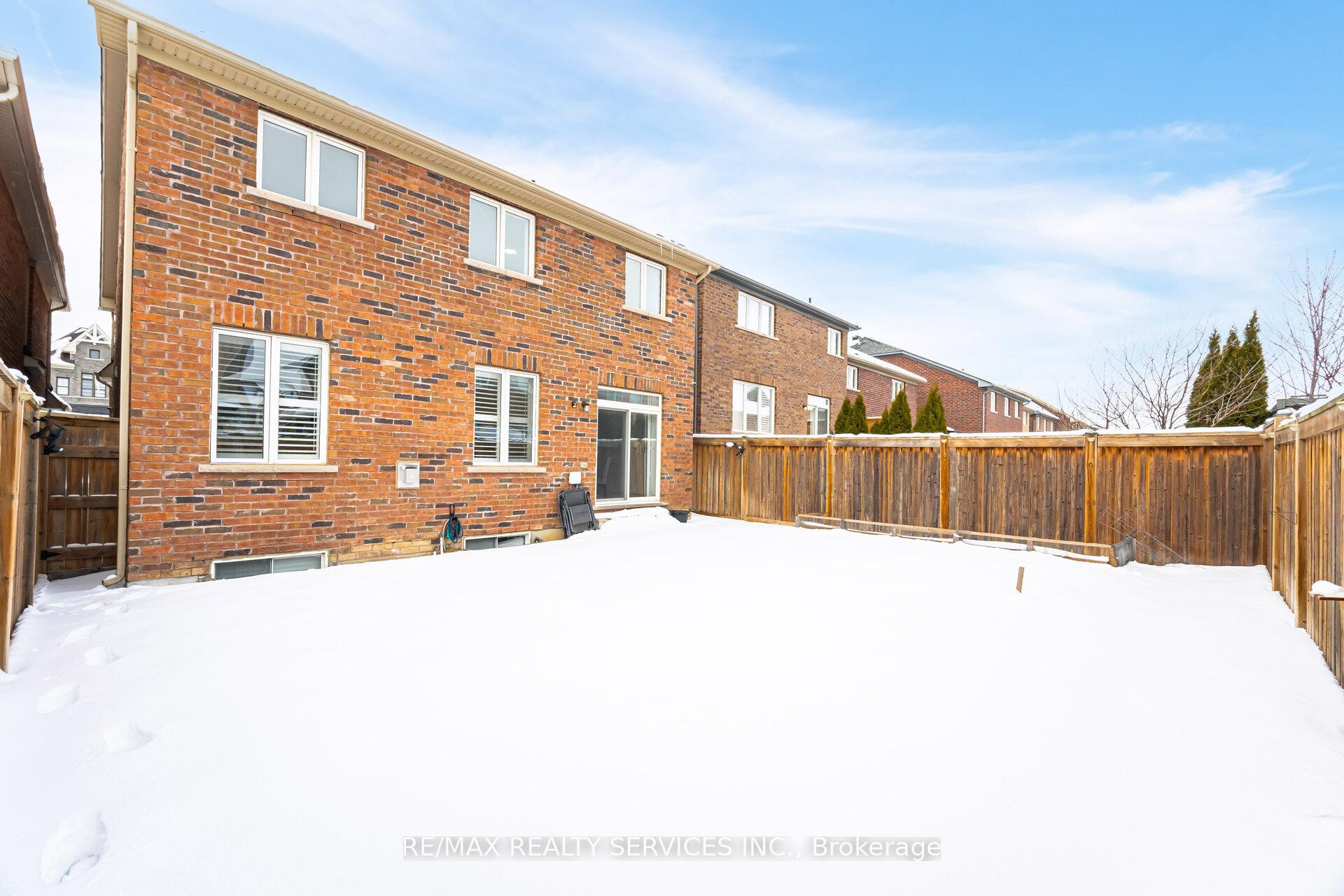 Photo 42 of 73 Stowmarket Street, Caledon, Rural Caledon — HOMEH
