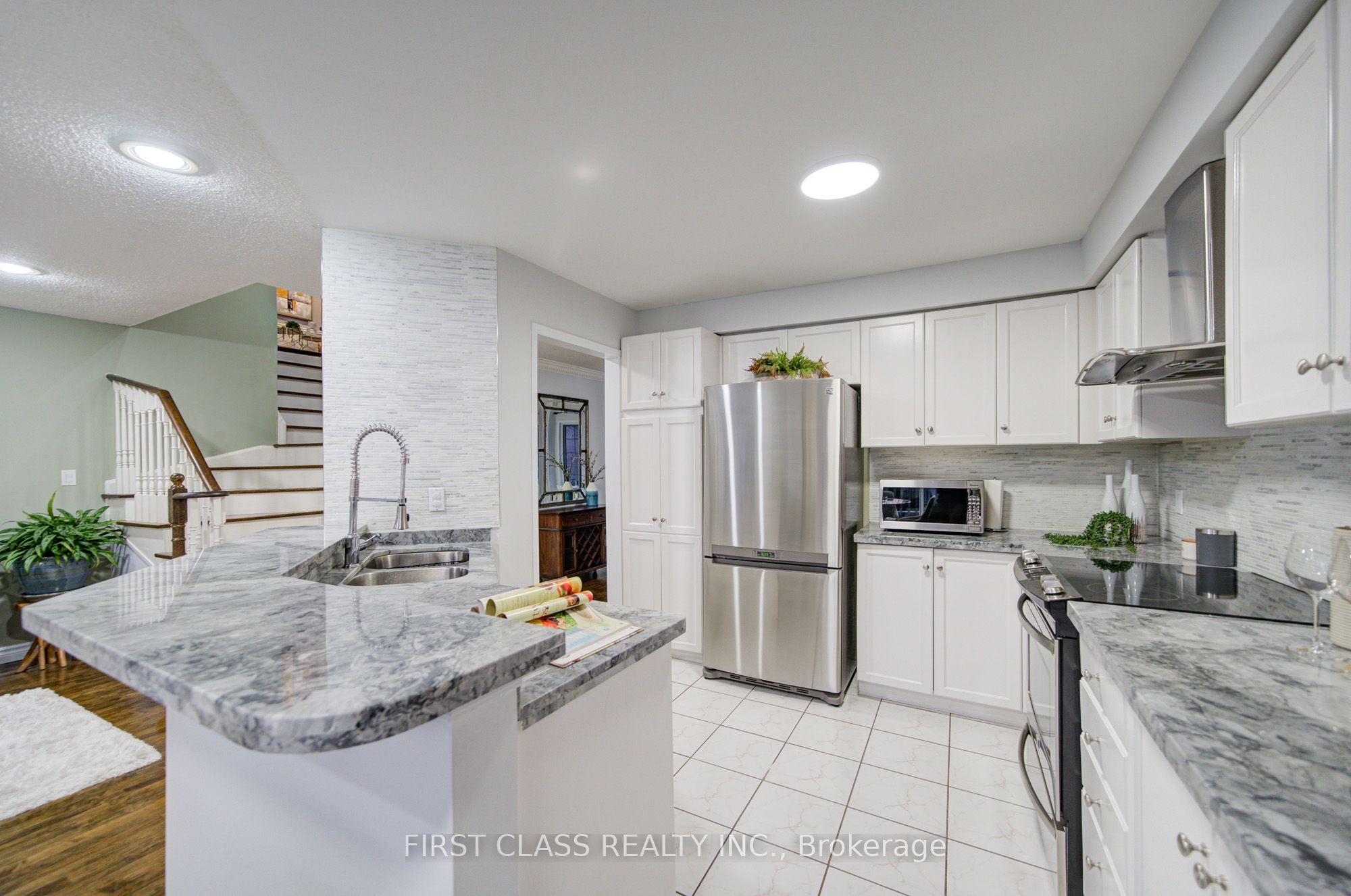 Photo 68 of 18 Primrose Path Crescent, Markham, Legacy — HOMEH