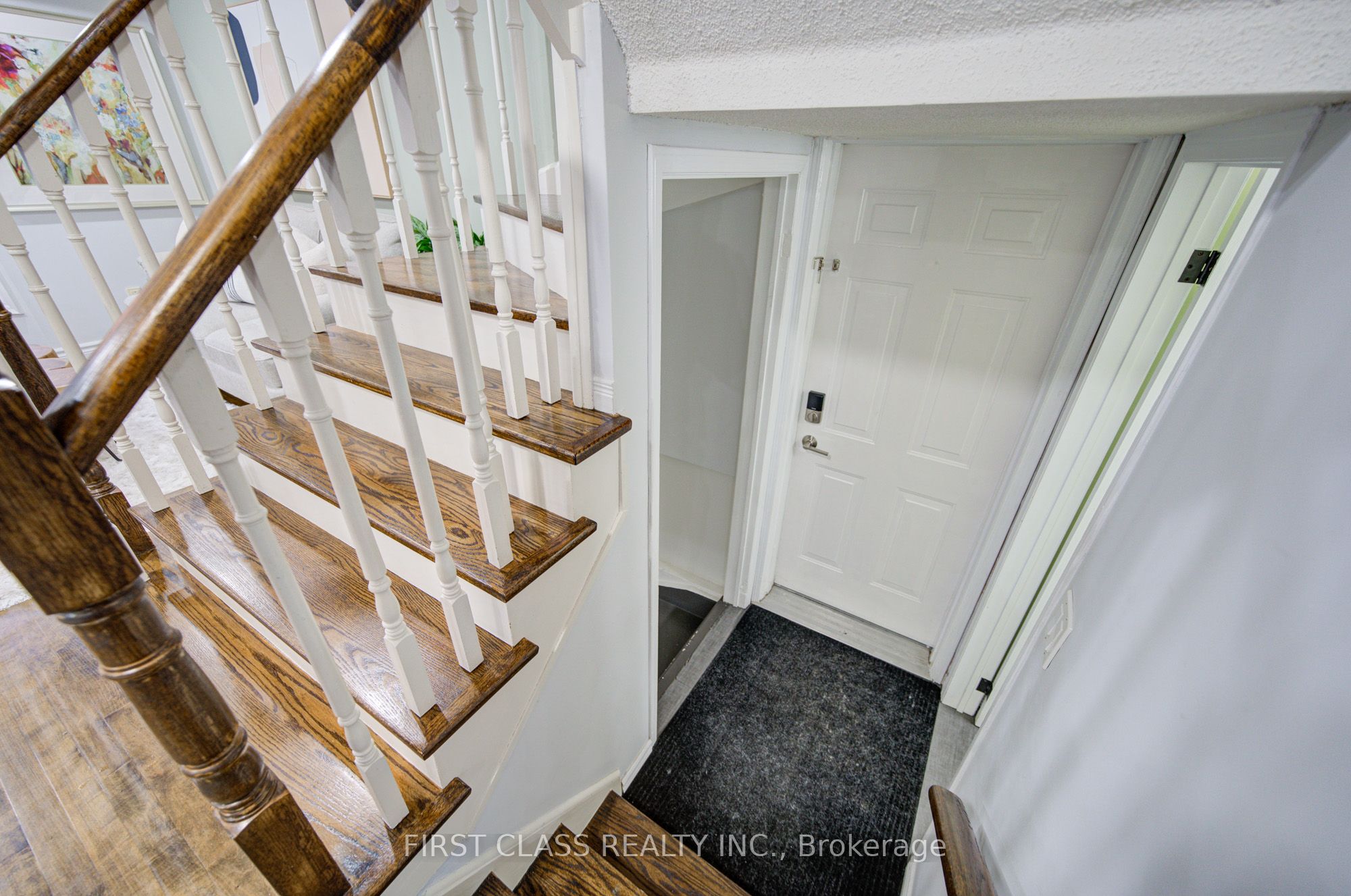 Photo 70 of 18 Primrose Path Crescent, Markham, Legacy — HOMEH