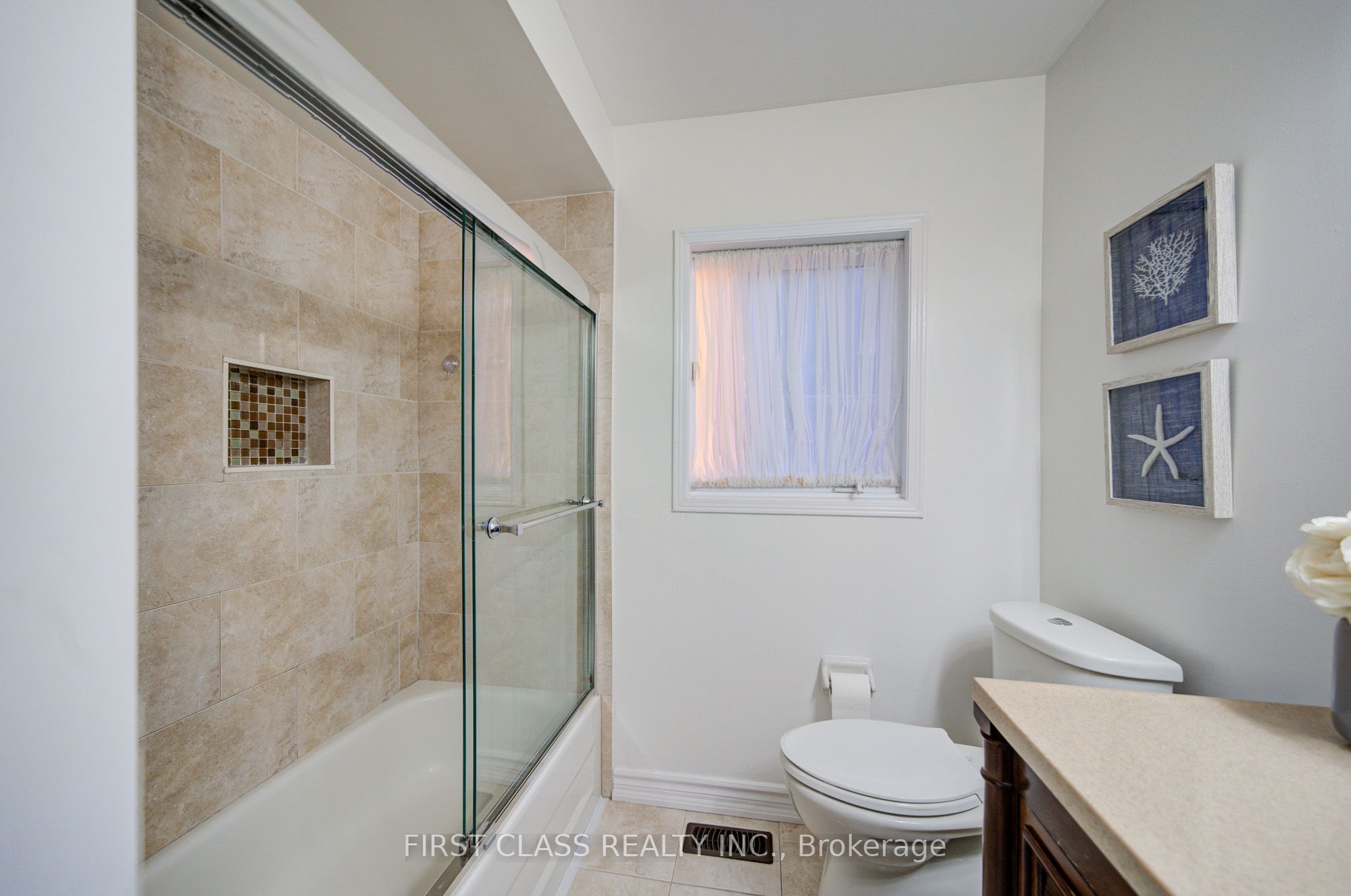 Photo 84 of 18 Primrose Path Crescent, Markham, Legacy — HOMEH