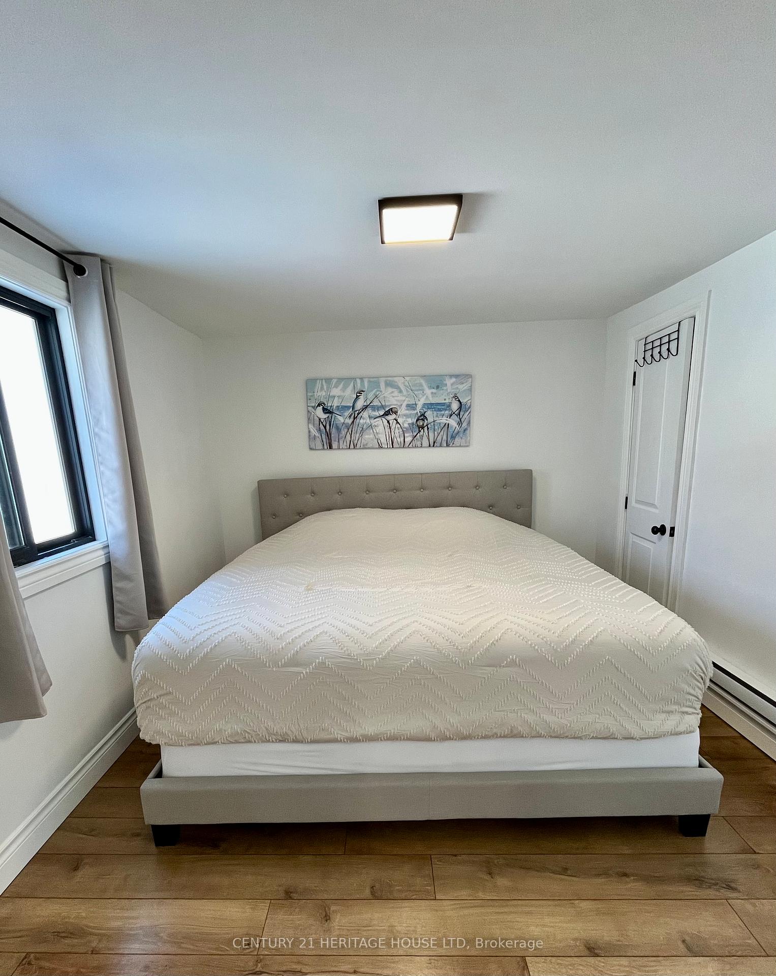 Photo 9 of 40 Pitt Street, Bayham, Port Burwell — HOMEH