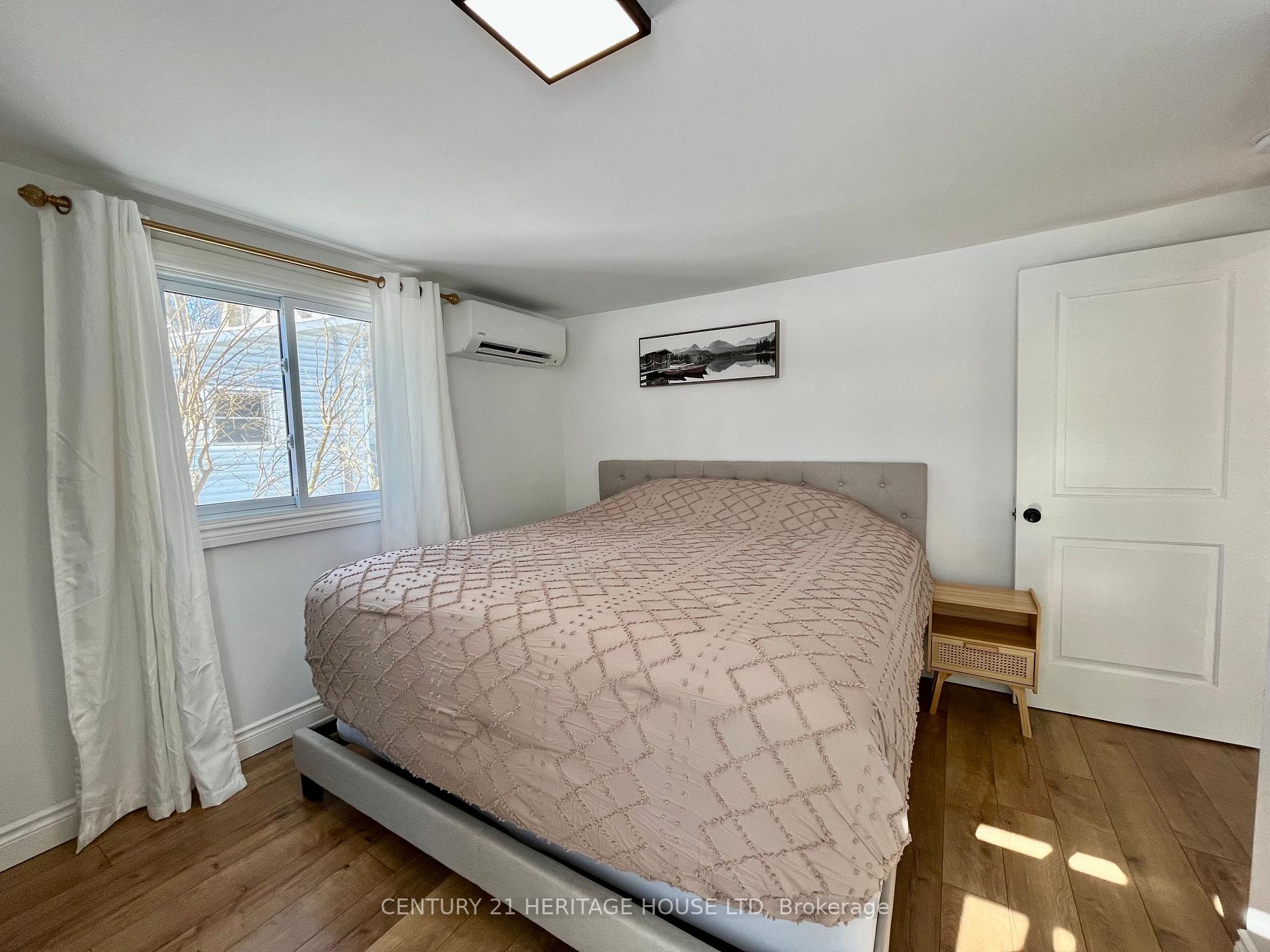 Photo 10 of 40 Pitt Street, Bayham, Port Burwell — HOMEH