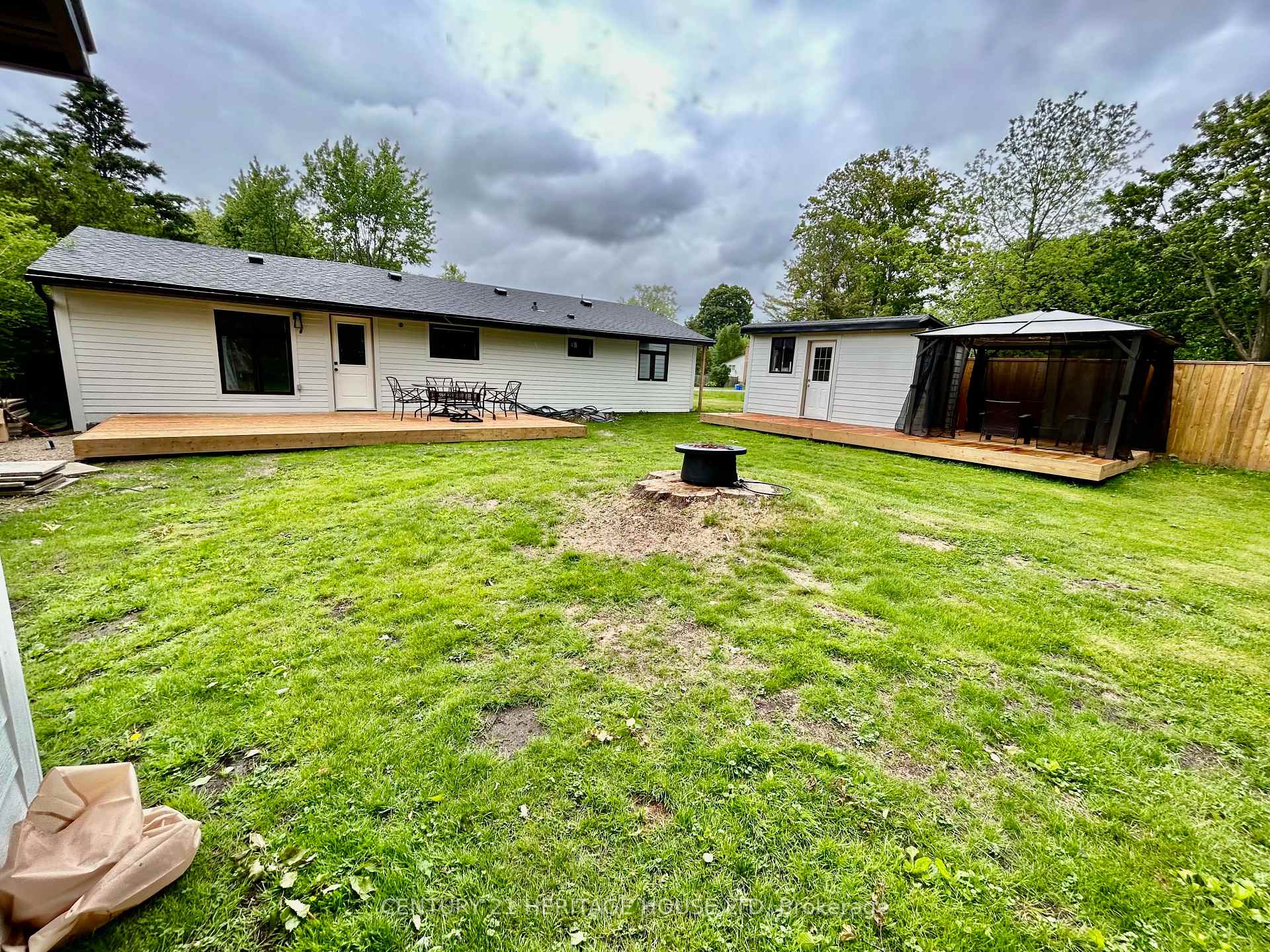 Photo 31 of 40 Pitt Street, Bayham, Port Burwell — HOMEH