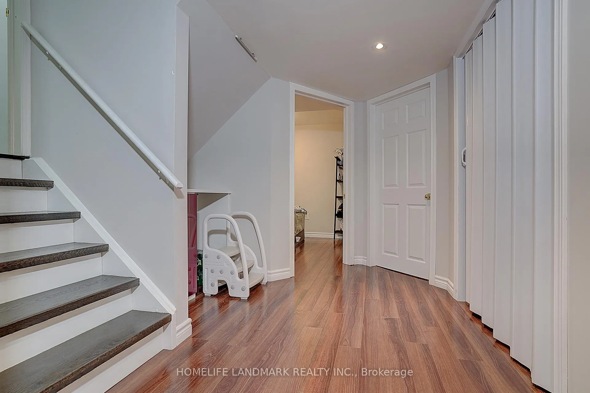 Photo 28 of 47 Wallwark Street, Aurora, Bayview Northeast — HOMEH
