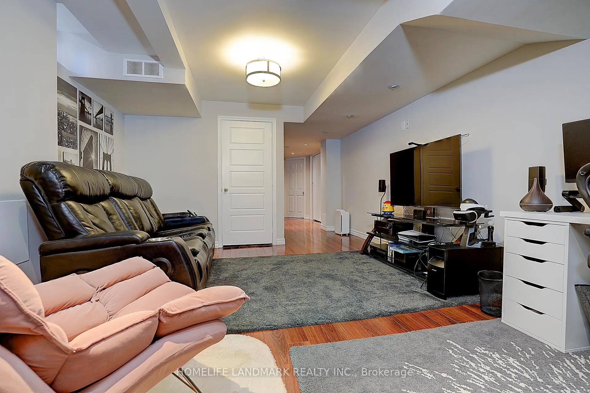 Photo 30 of 47 Wallwark Street, Aurora, Bayview Northeast — HOMEH