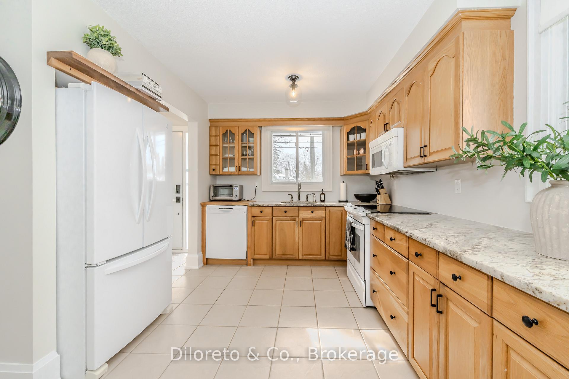 Photo 11 of 79 Elginfield Drive, Guelph, Grange Road — HOMEH