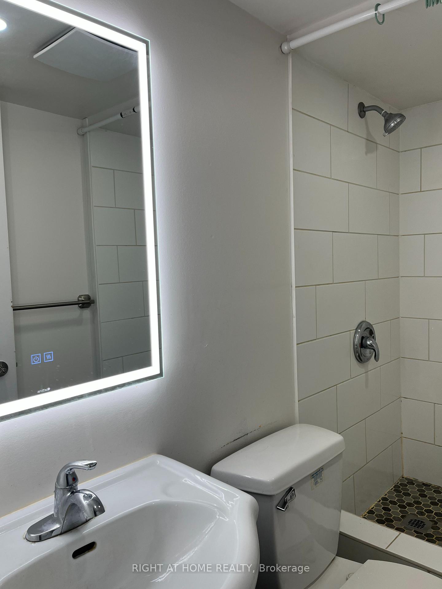 Photo 12 of 505 Speedvale Avenue E, Guelph, Victoria North — HOMEH