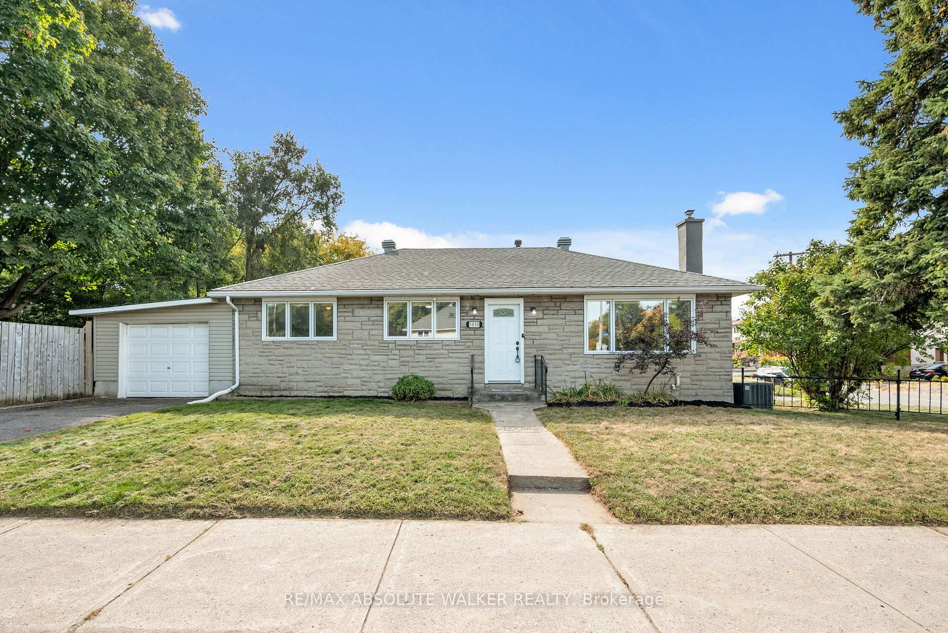 Front of 1010 Kirkwood Avenue