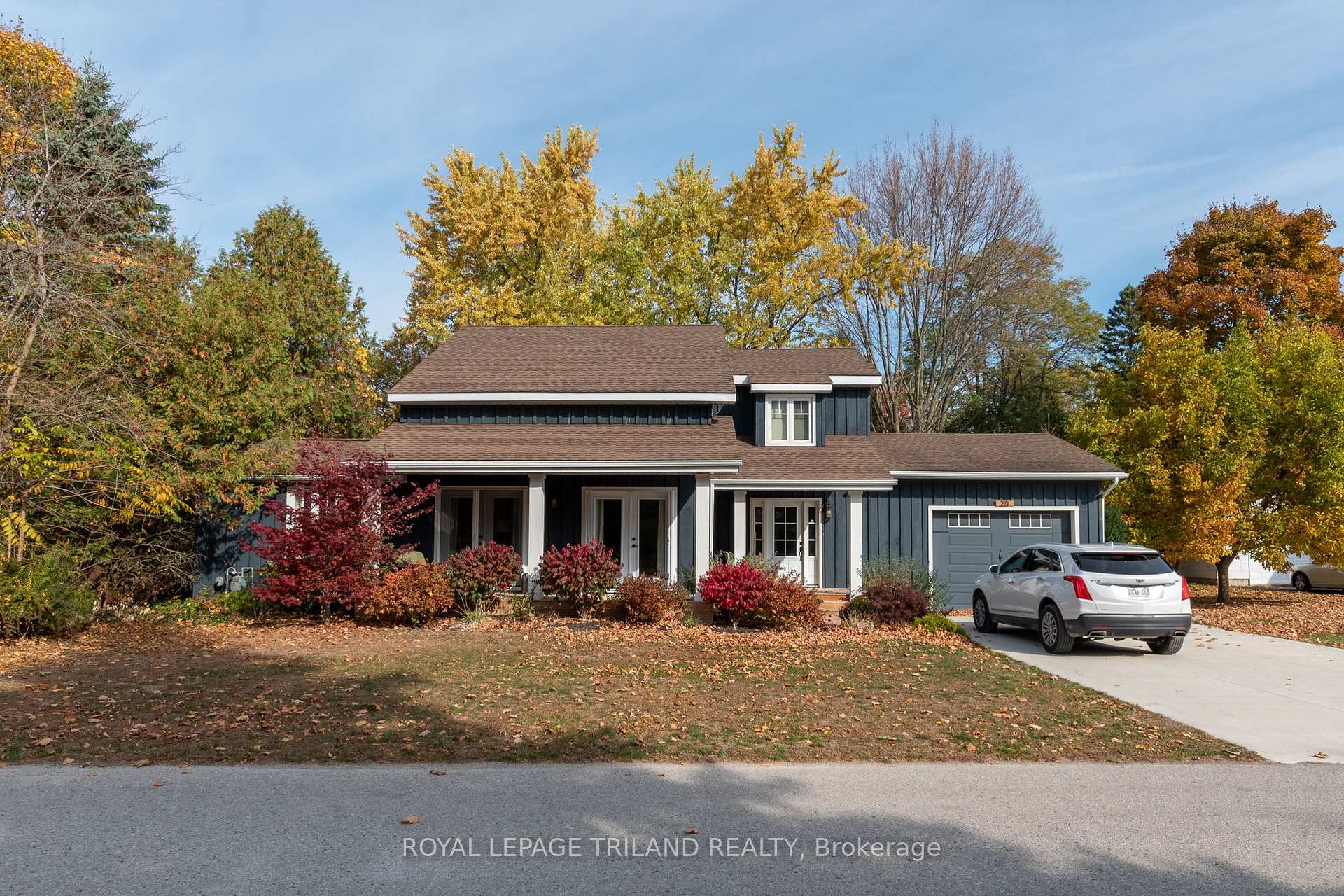 Photo 1 of 20 Keith Crescent, Bluewater, Bayfield — HOMEH