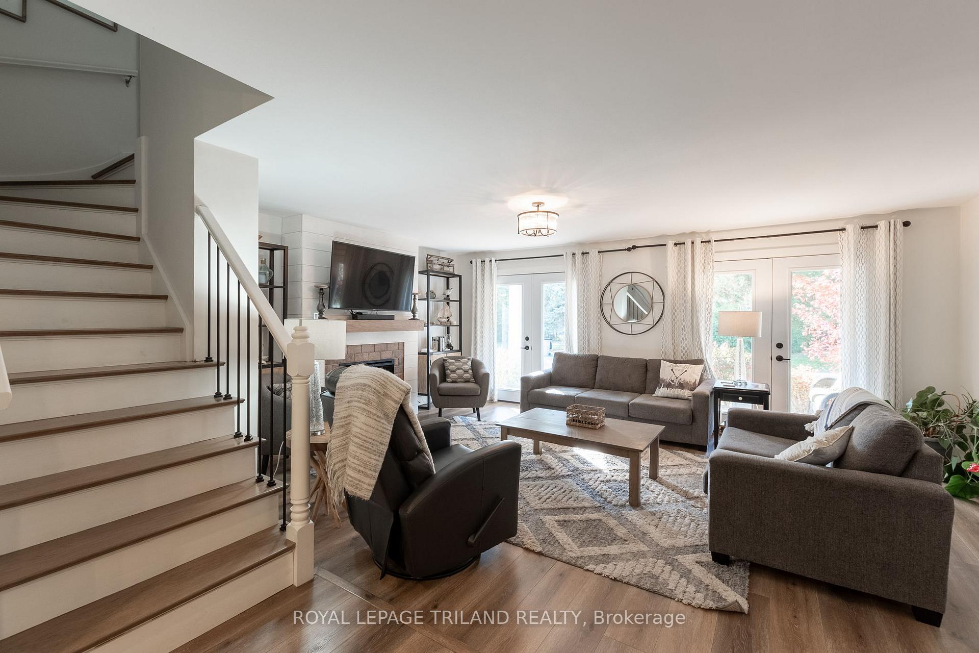 Photo 11 of 20 Keith Crescent, Bluewater, Bayfield — HOMEH