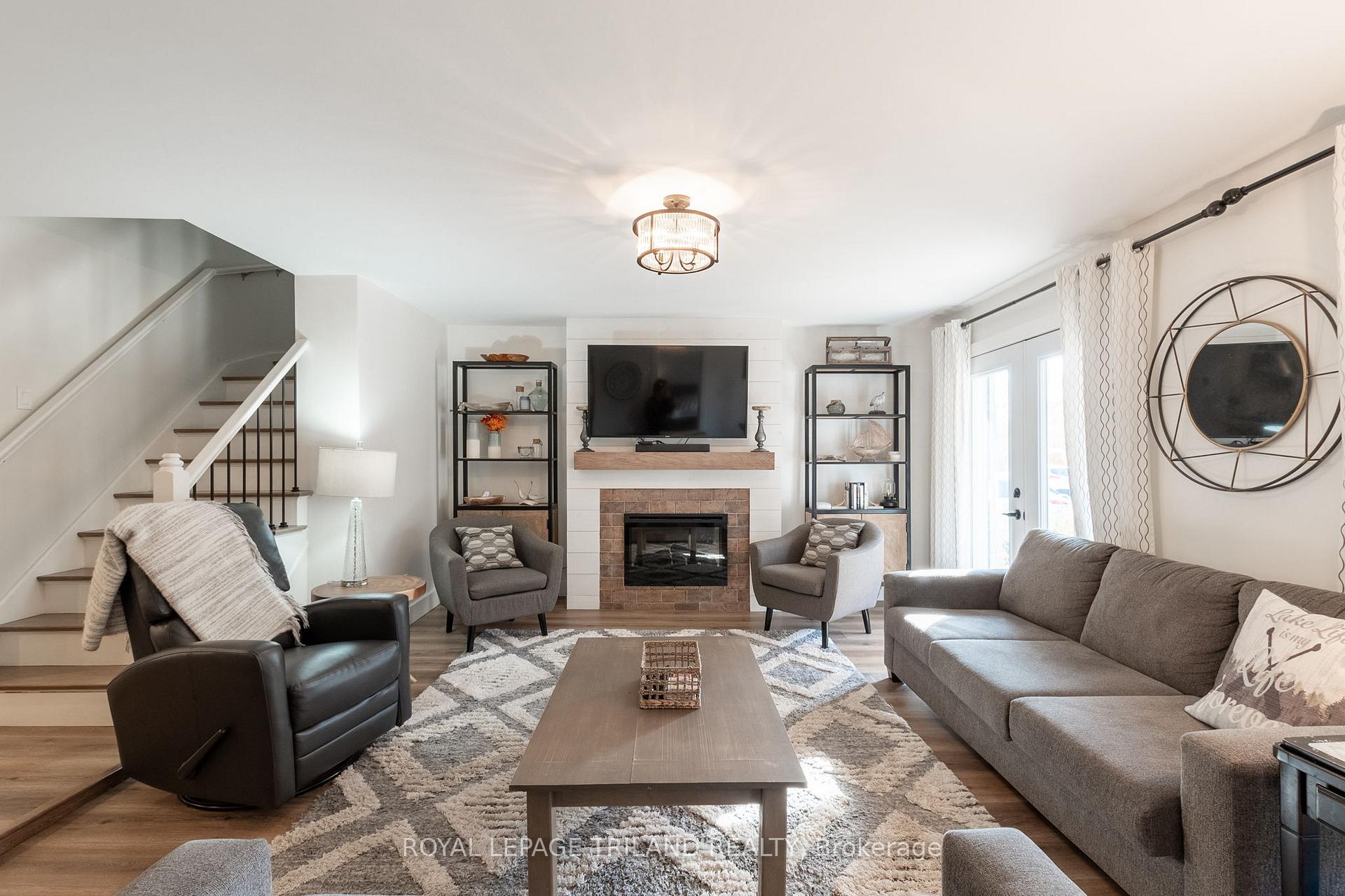 Photo 12 of 20 Keith Crescent, Bluewater, Bayfield — HOMEH